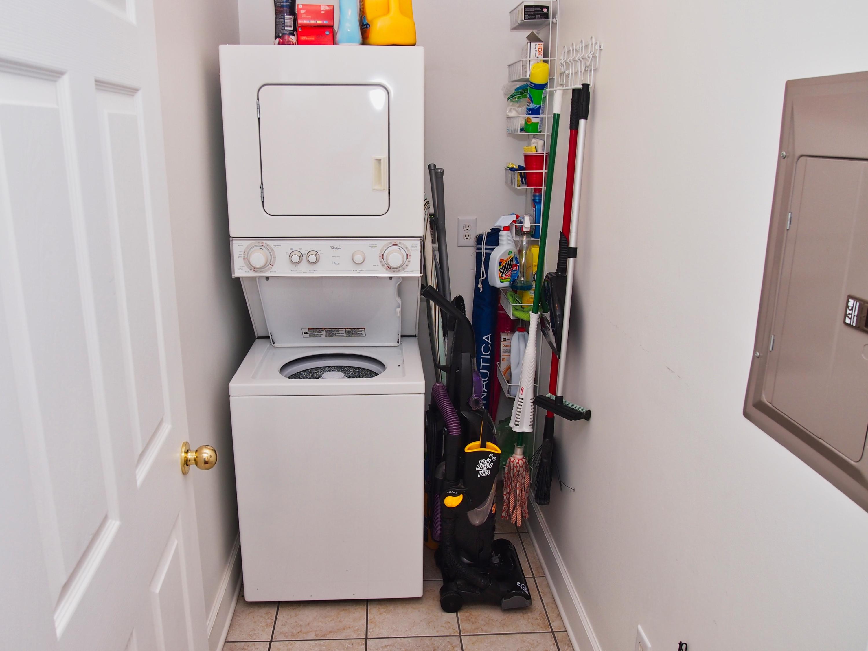 TROPIC WINDS - Residential