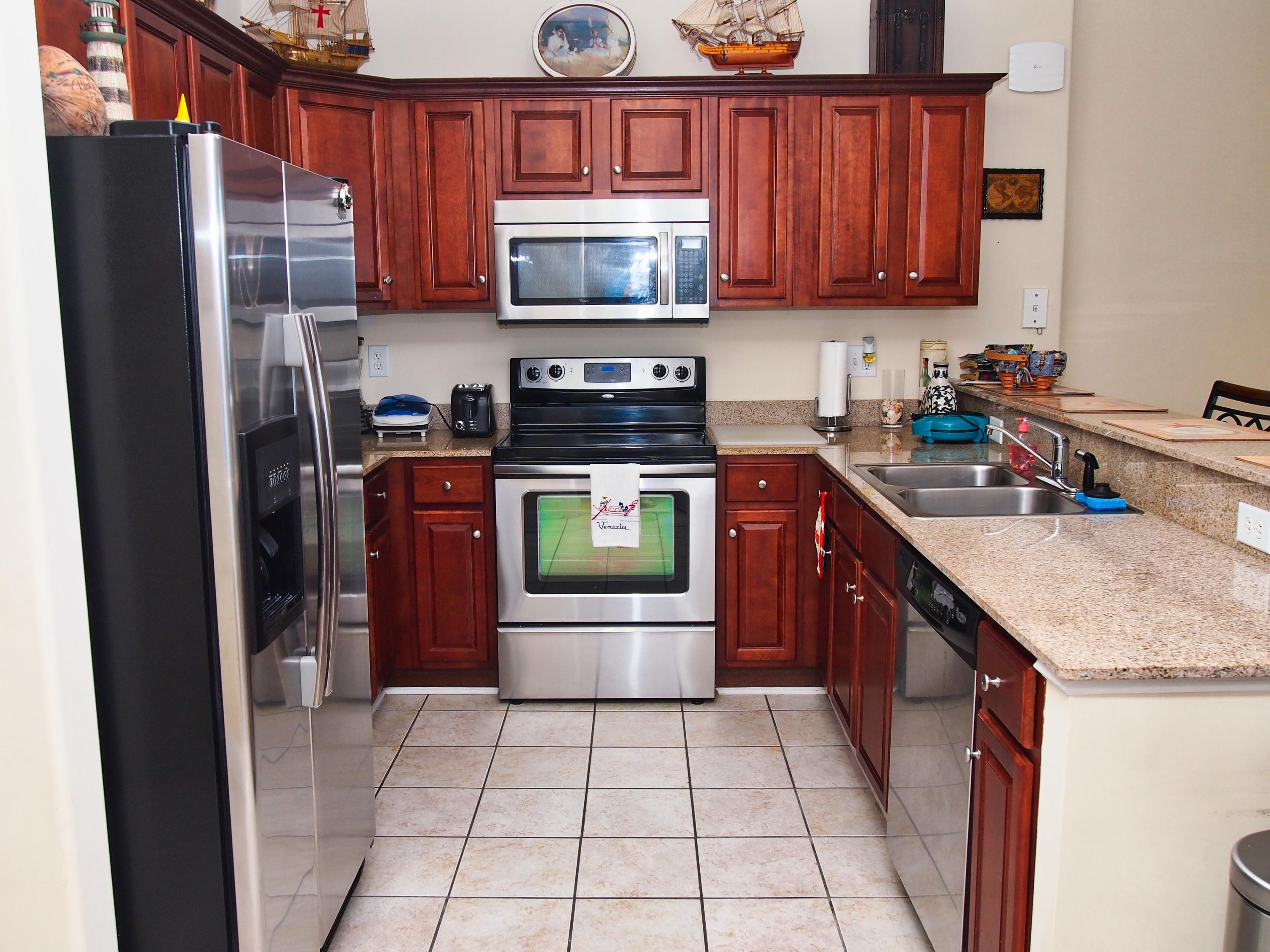 TROPIC WINDS - Residential