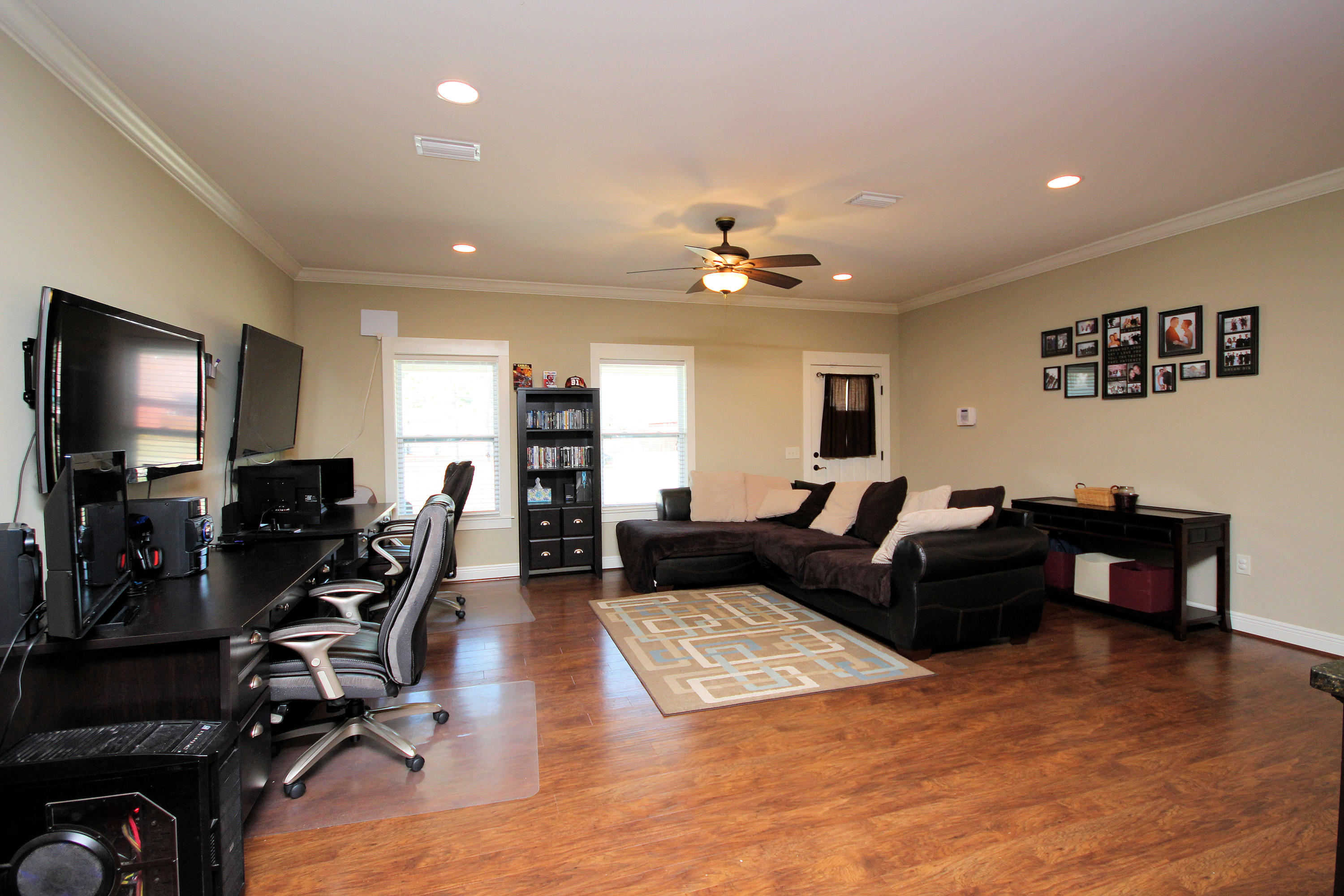 NAVARRE S/D 2ND ADDN - Residential