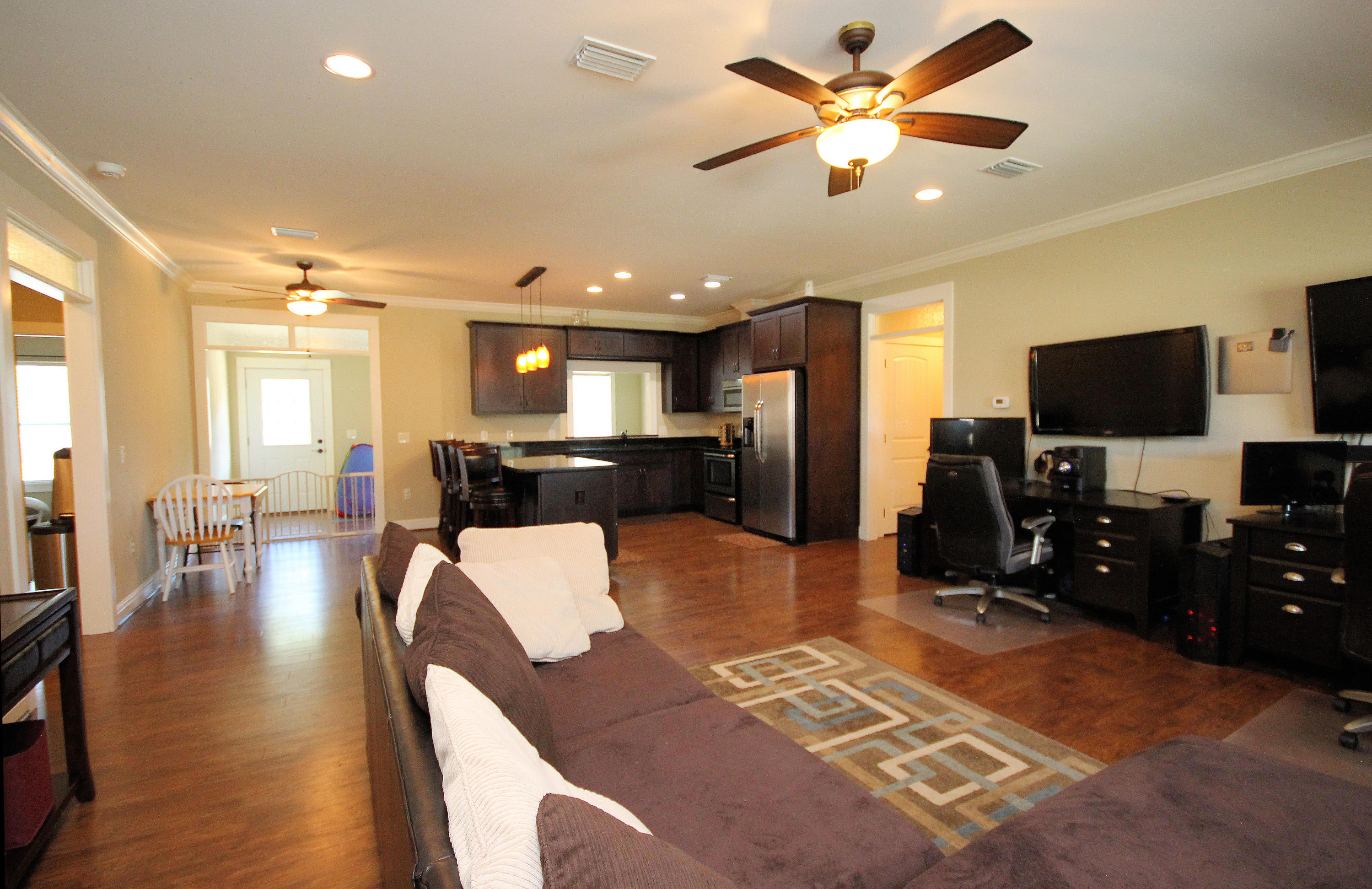 NAVARRE S/D 2ND ADDN - Residential