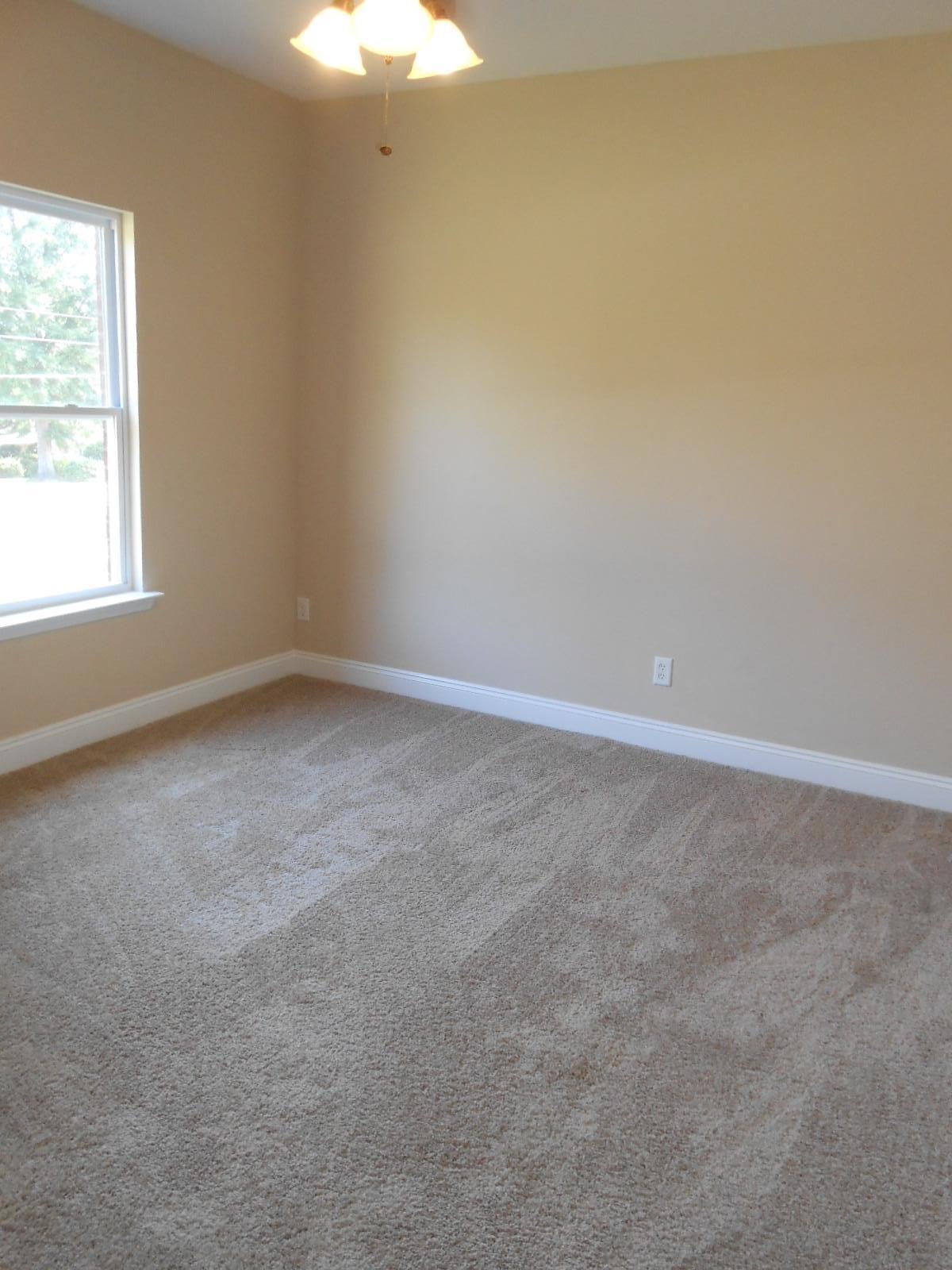 TEN LAKE ESTATES UNIT 2 - Residential