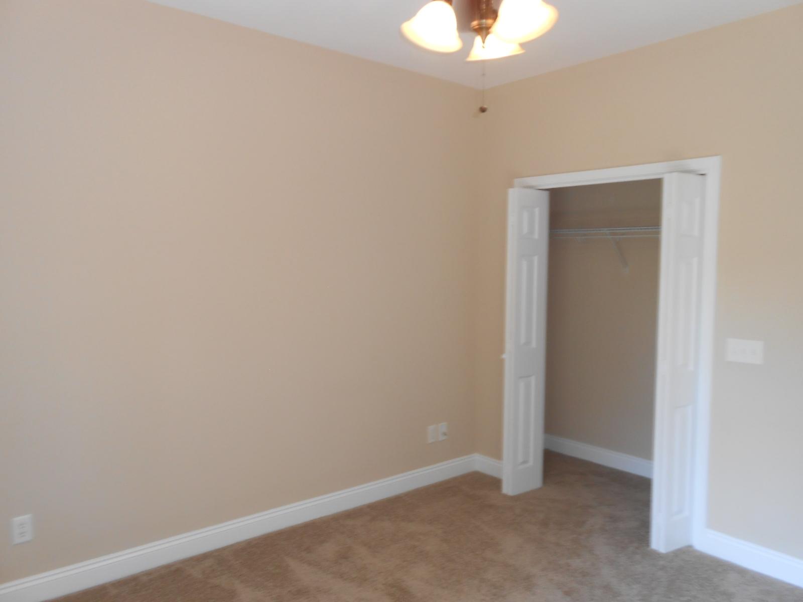 TEN LAKE ESTATES UNIT 2 - Residential