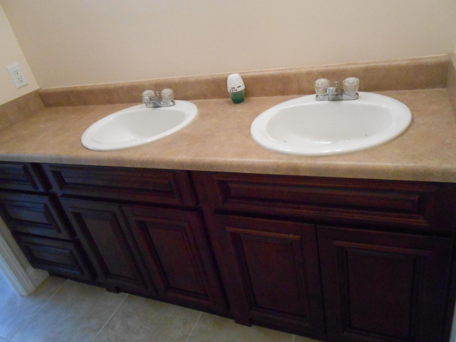 TEN LAKE ESTATES UNIT 2 - Residential