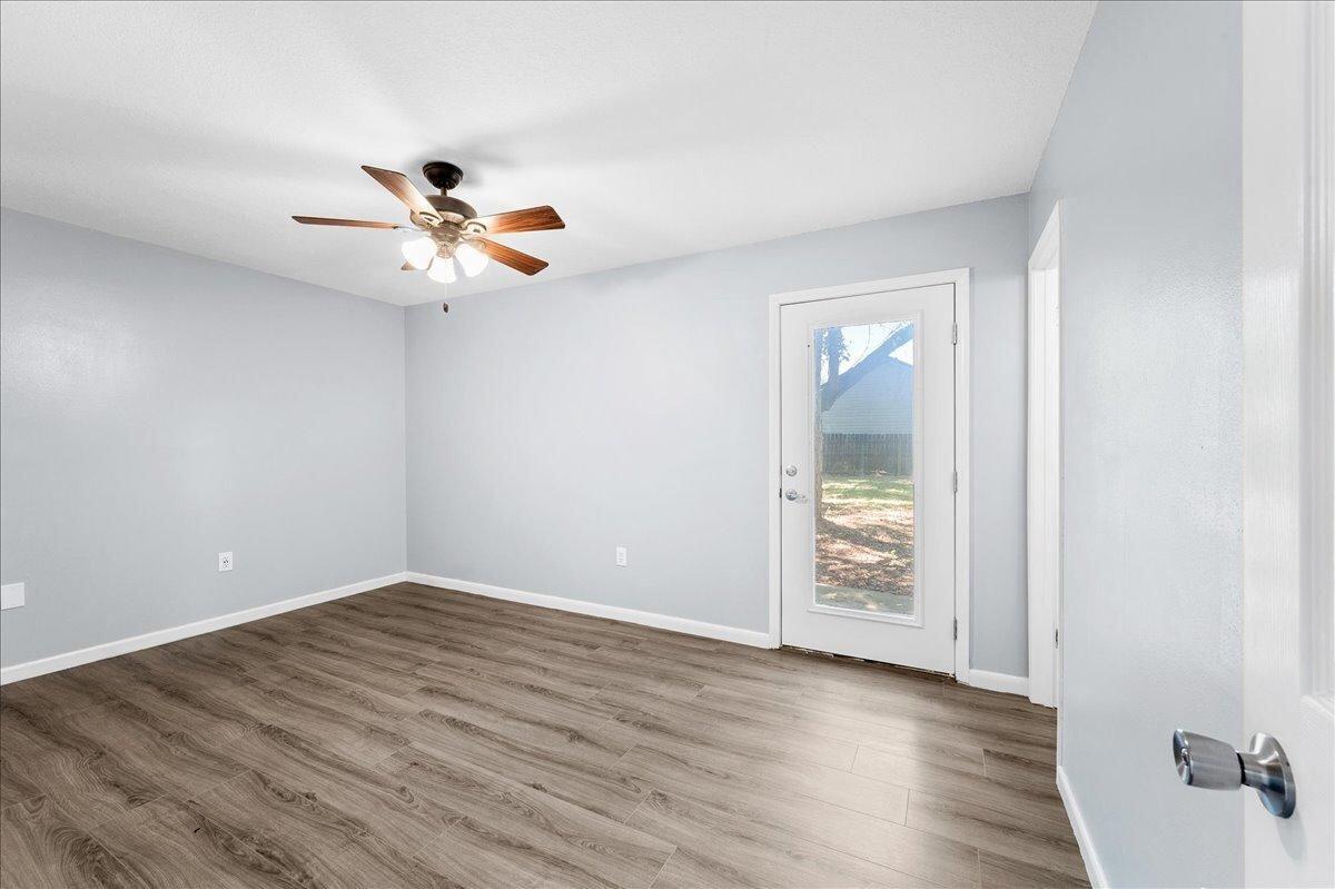 SHERWOOD FOREST - Residential Lease