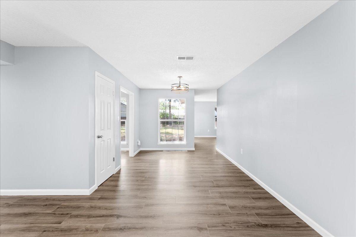 SHERWOOD FOREST - Residential Lease