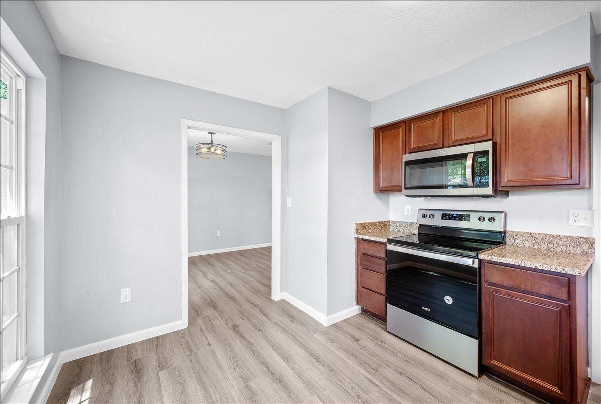 SHERWOOD FOREST - Residential Lease