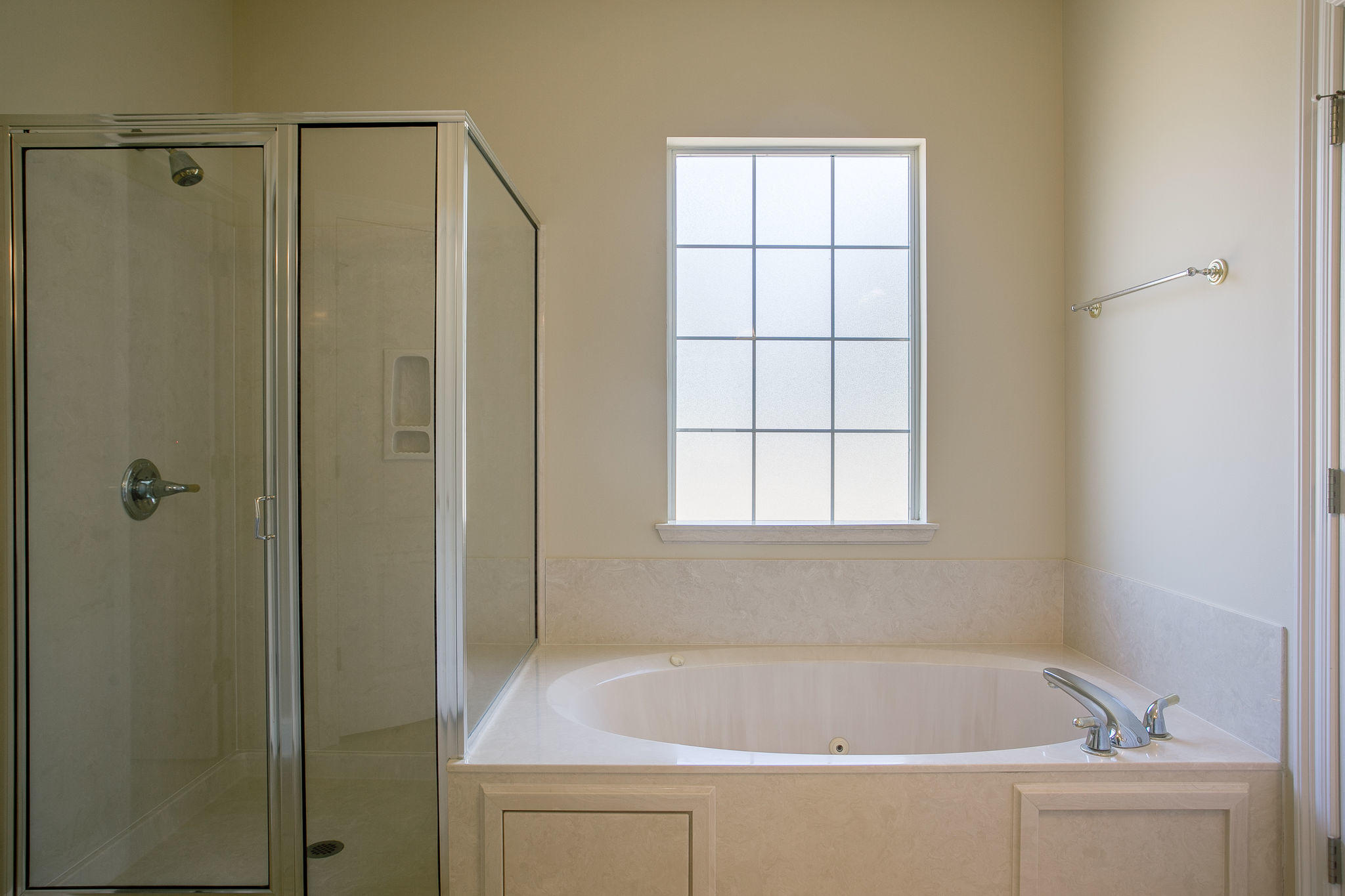 LAKESIDE EAST - Residential