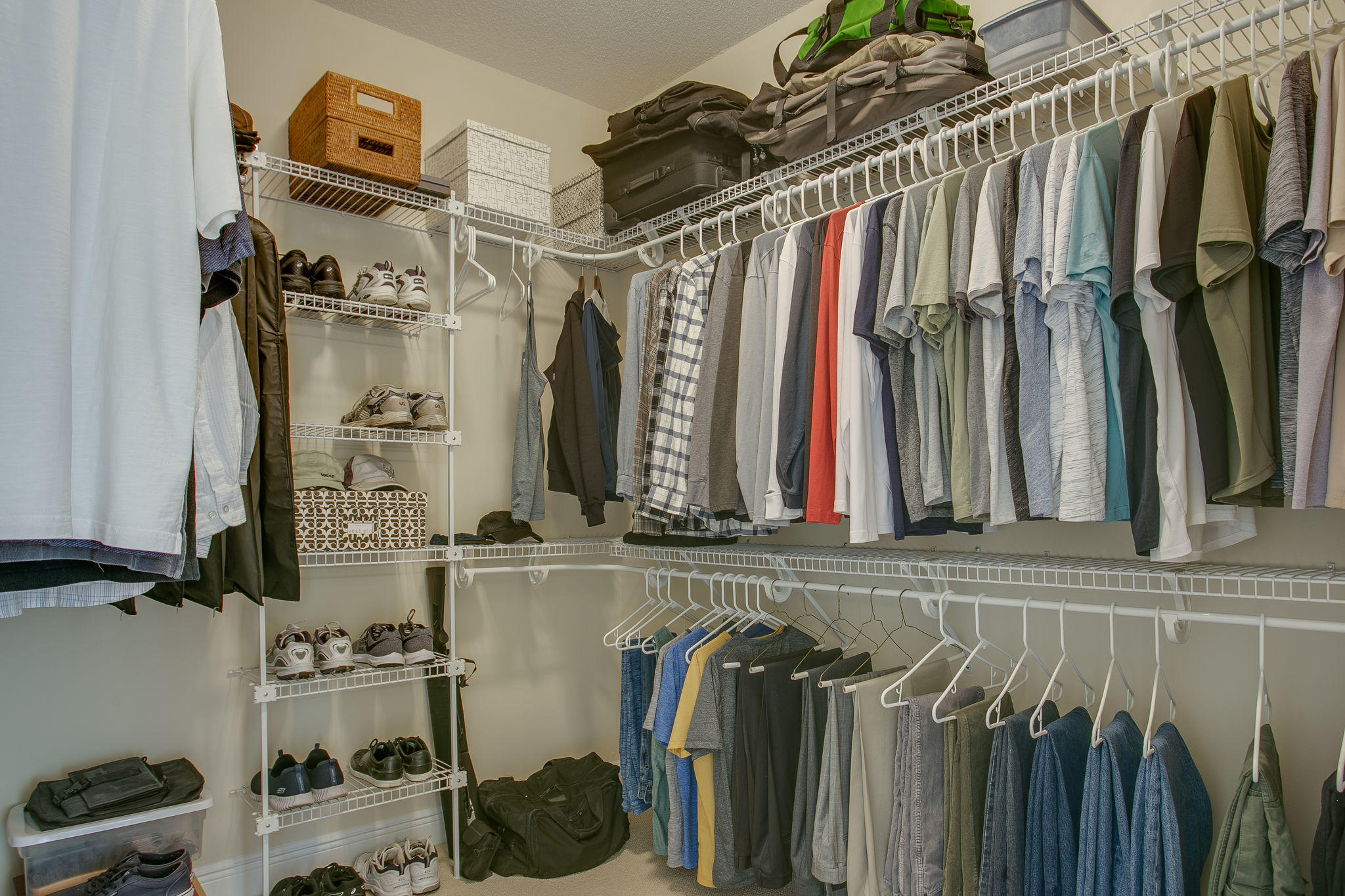 LAKESIDE EAST - Residential