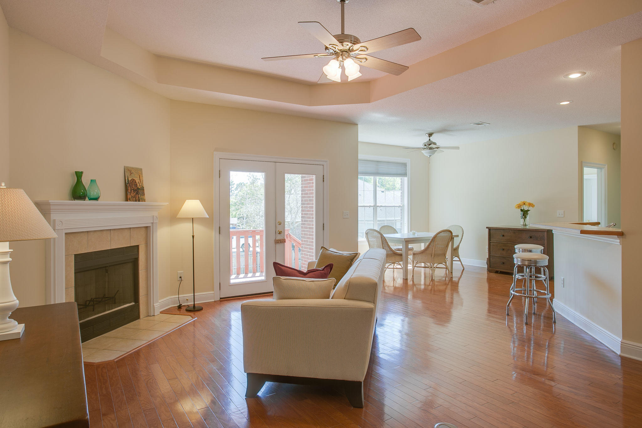 LAKESIDE EAST - Residential