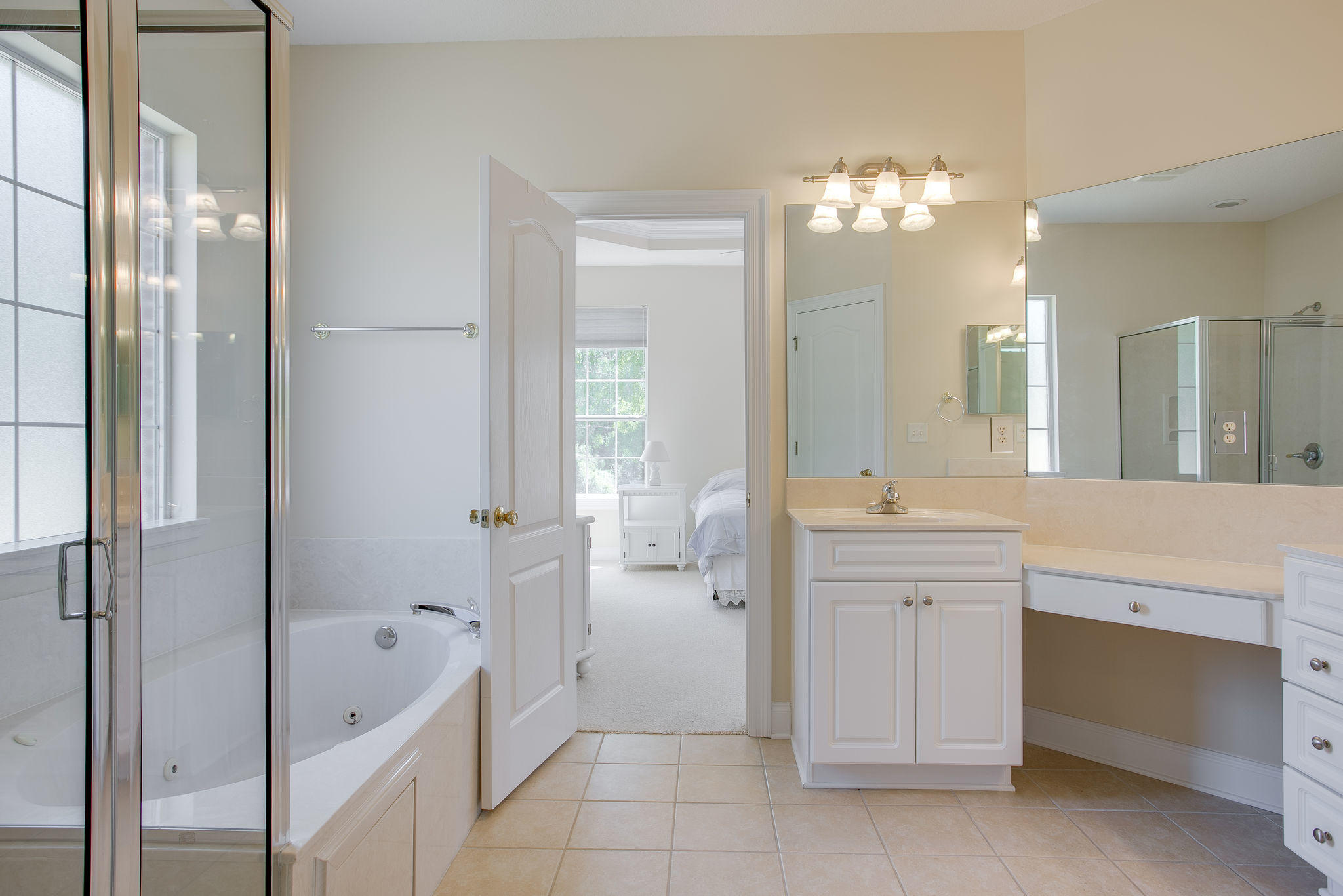 LAKESIDE EAST - Residential