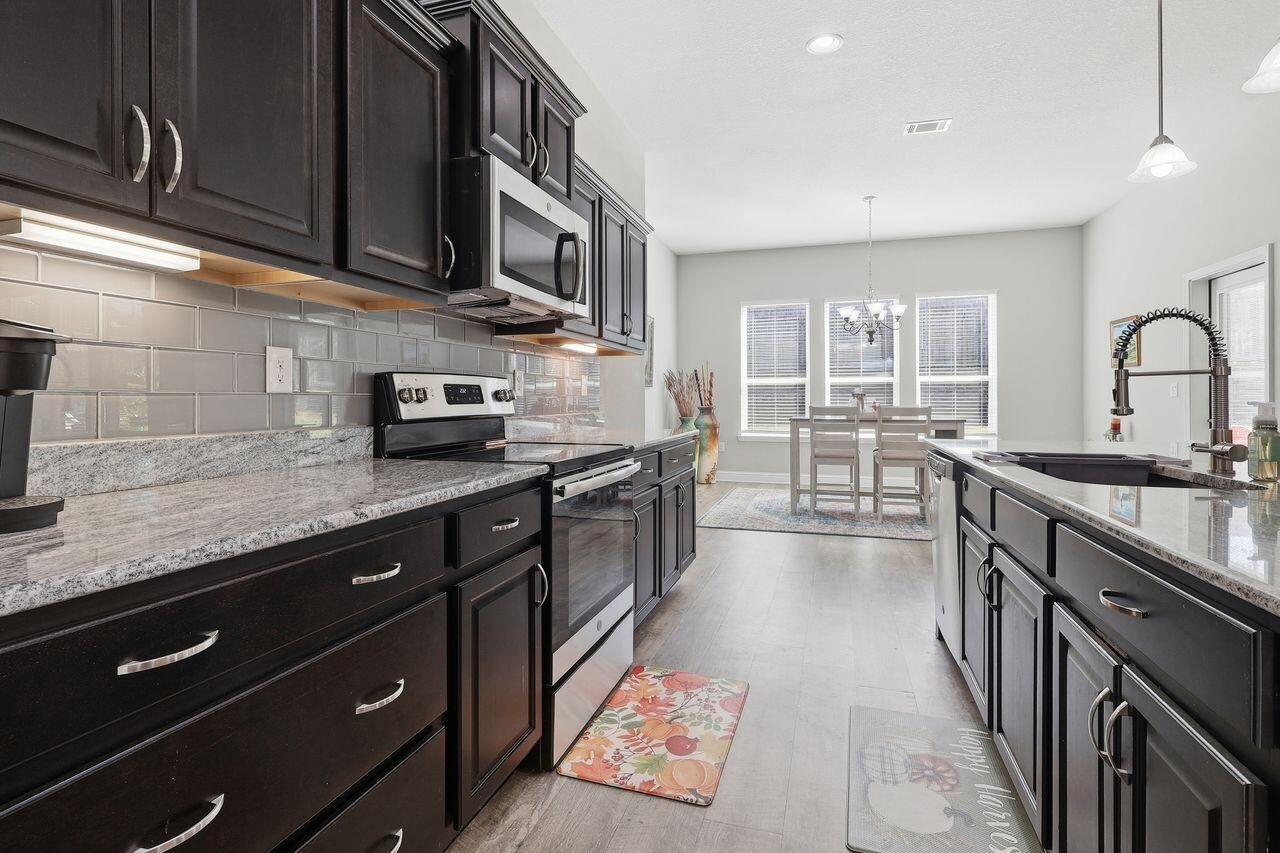 BROOKE ESTATES PHASE III - Residential