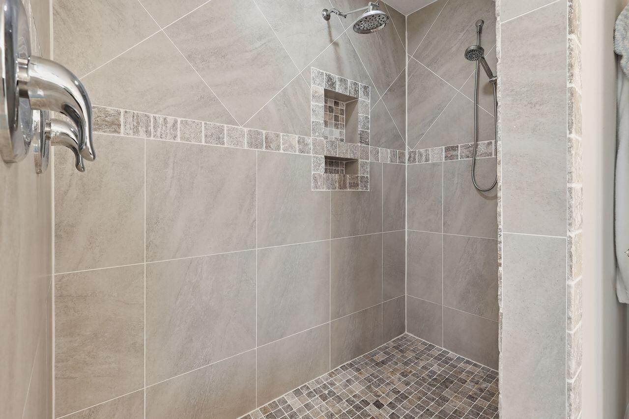 BROOKE ESTATES PHASE III - Residential