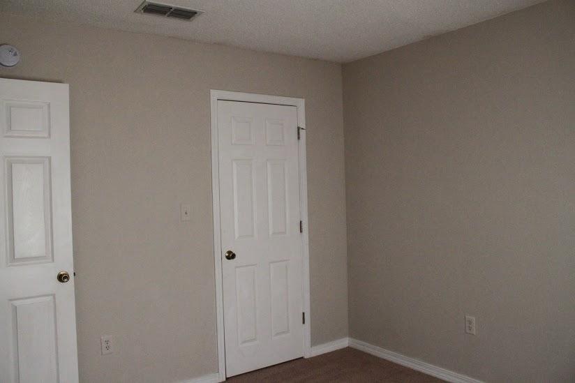 RIDGE CREST - Residential