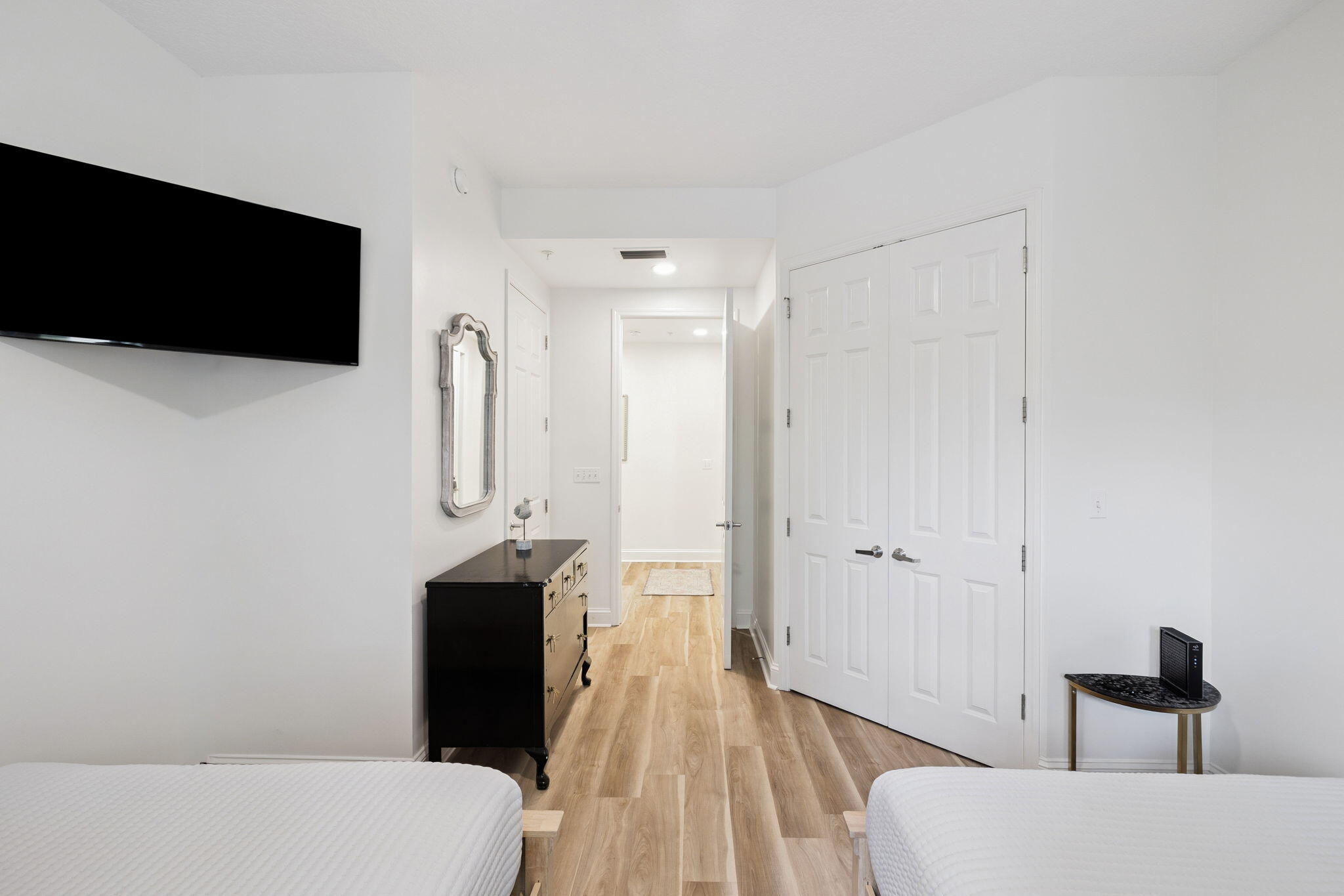 ALEXANDER AT PALM COURT - Residential