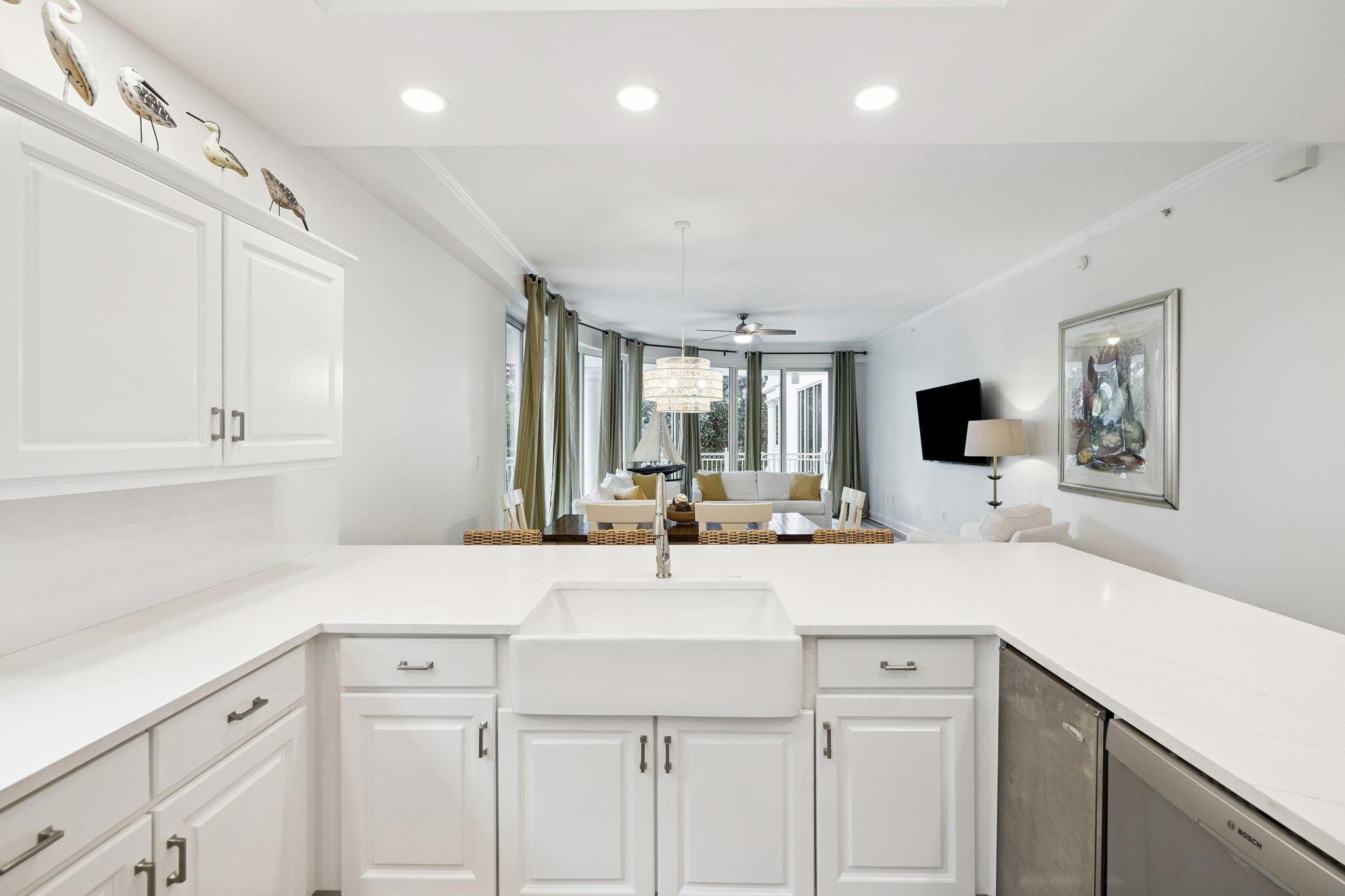 ALEXANDER AT PALM COURT - Residential