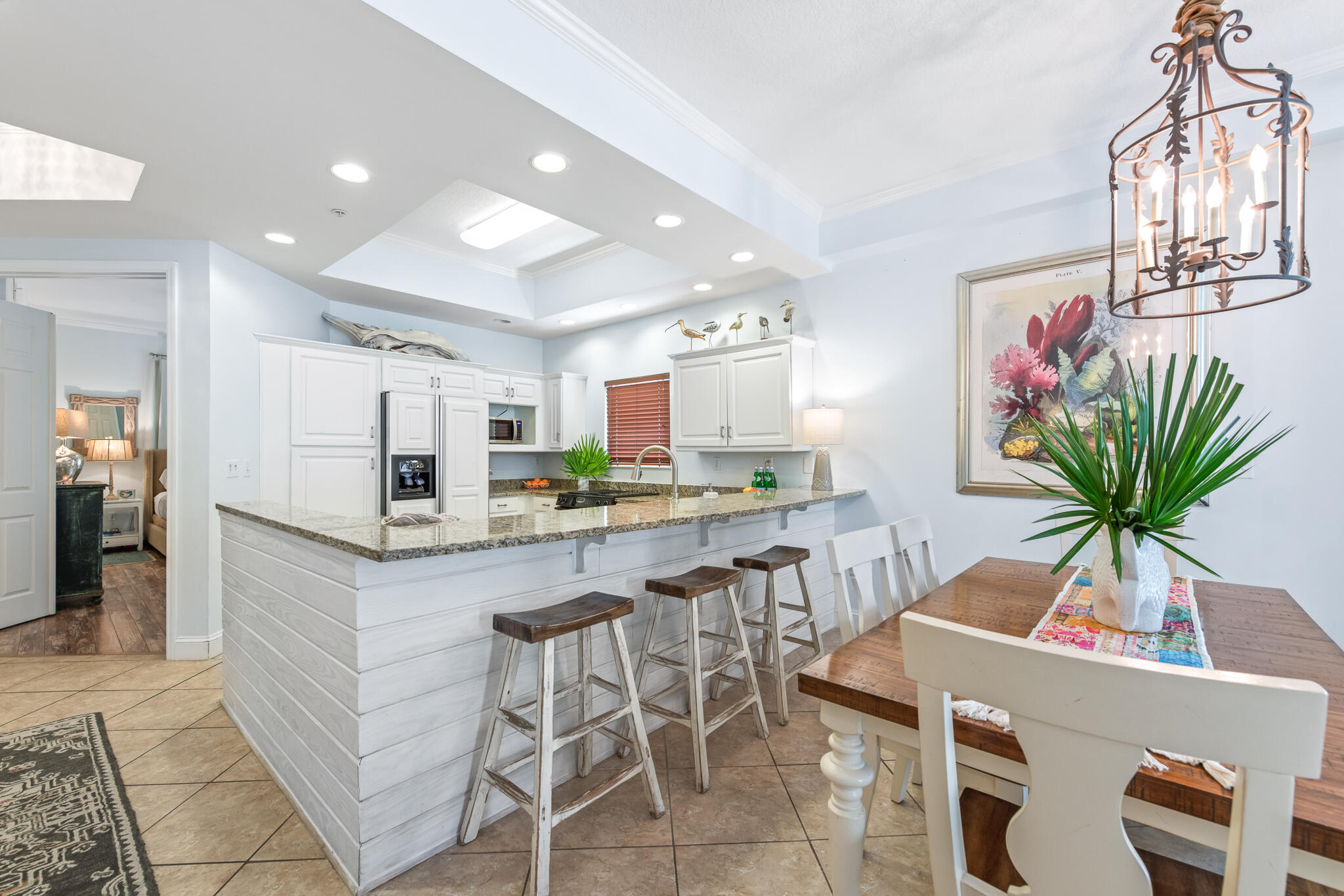 ALEXANDER AT PALM COURT - Residential