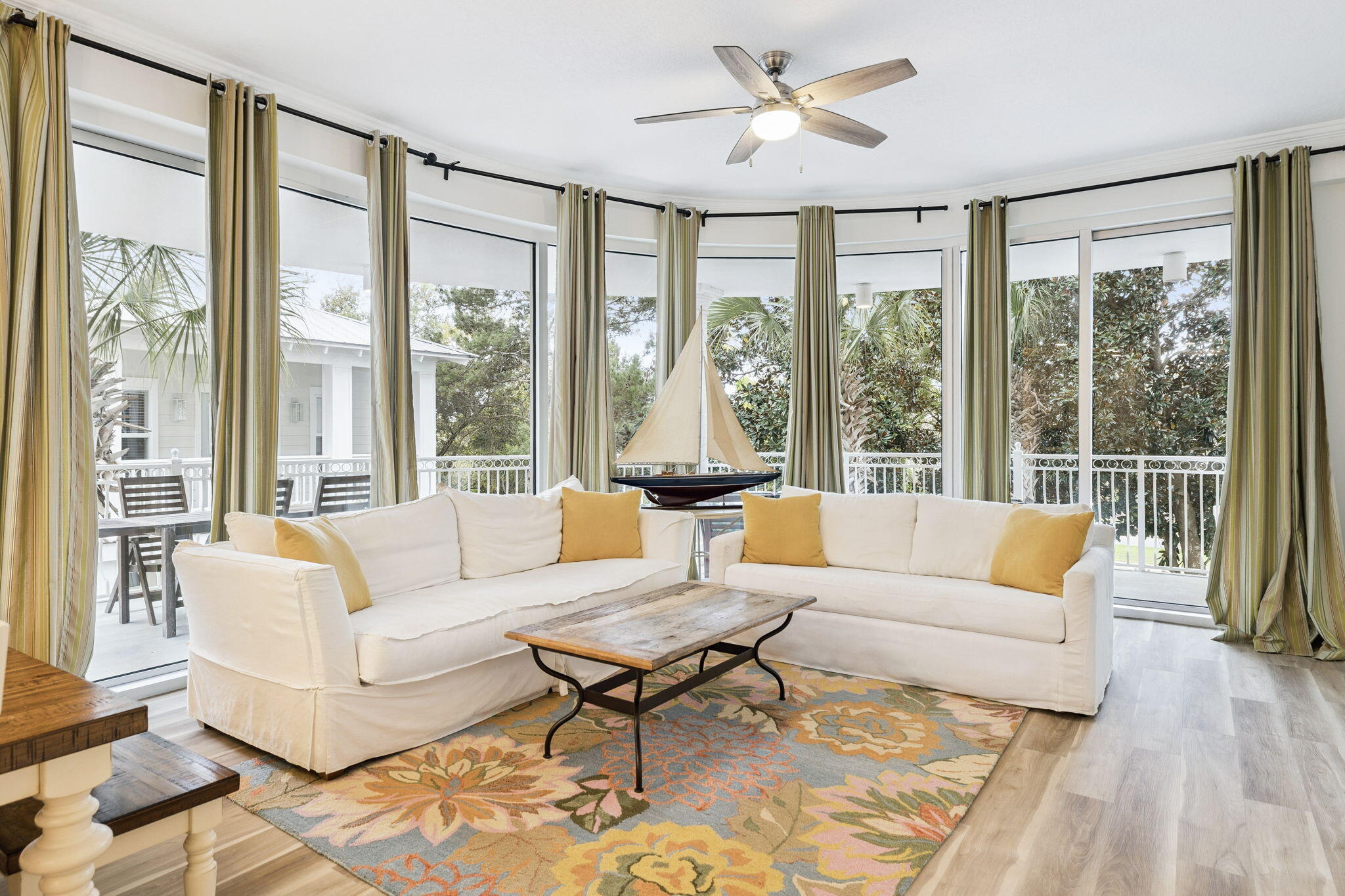 ALEXANDER AT PALM COURT - Residential