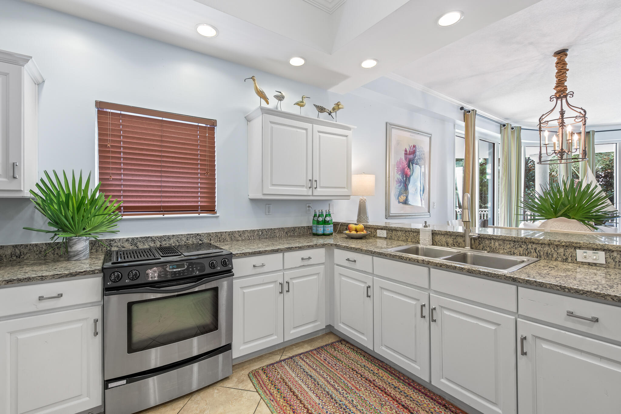 ALEXANDER AT PALM COURT - Residential