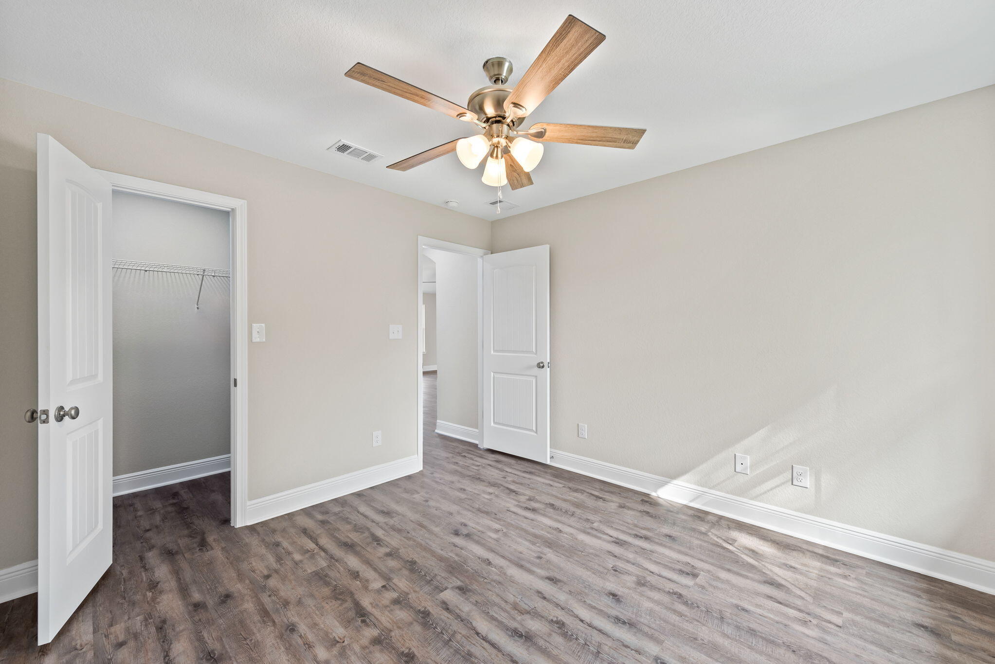 SANTA ROSA SHORES EAST - Residential