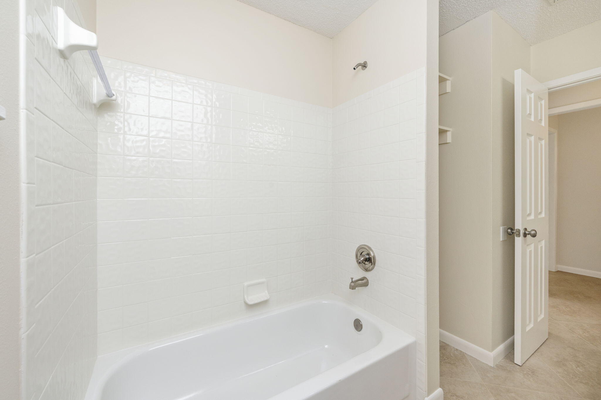 HILLTOP ACRES 1ST ADDN - Residential