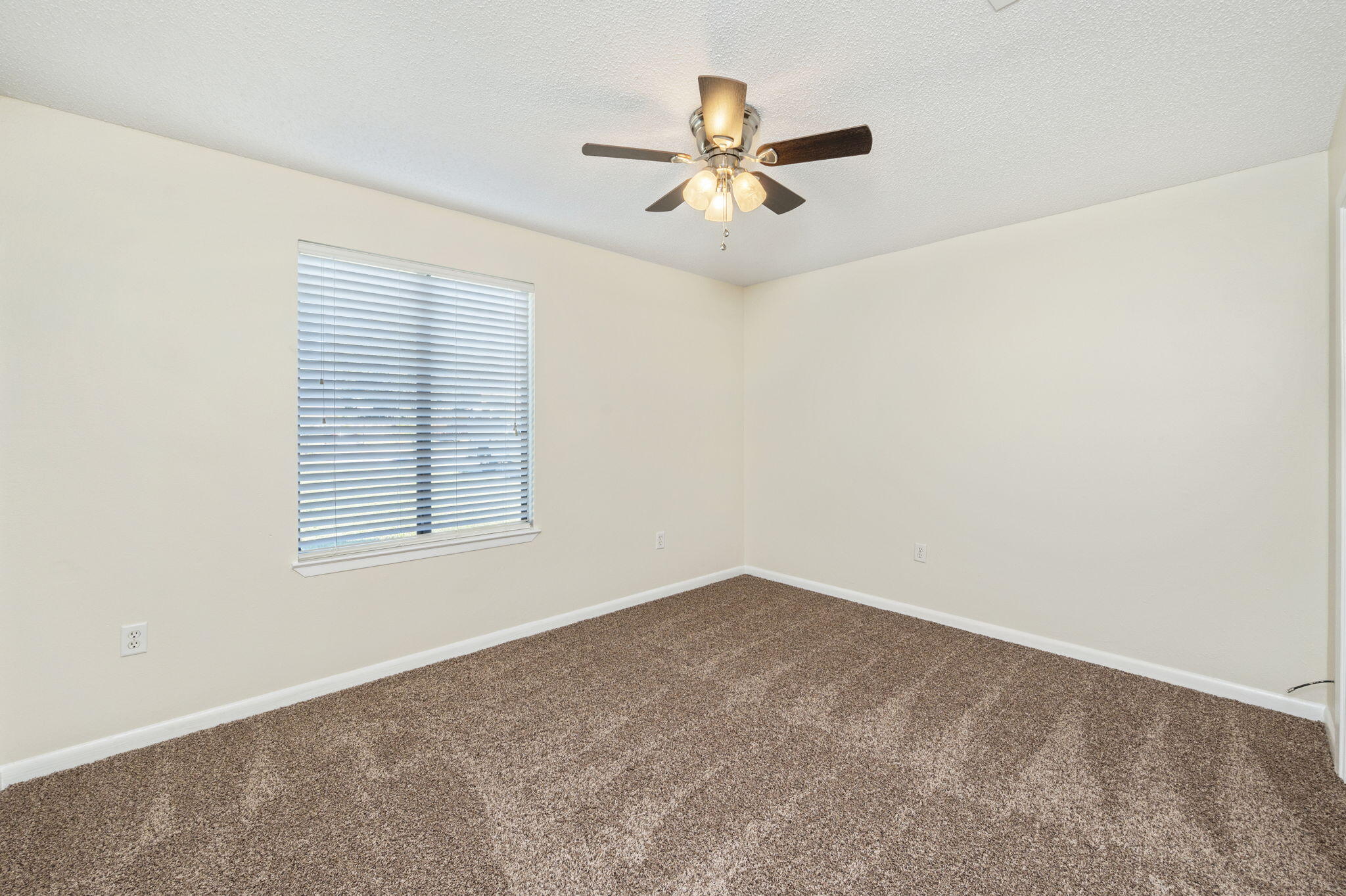 HILLTOP ACRES 1ST ADDN - Residential