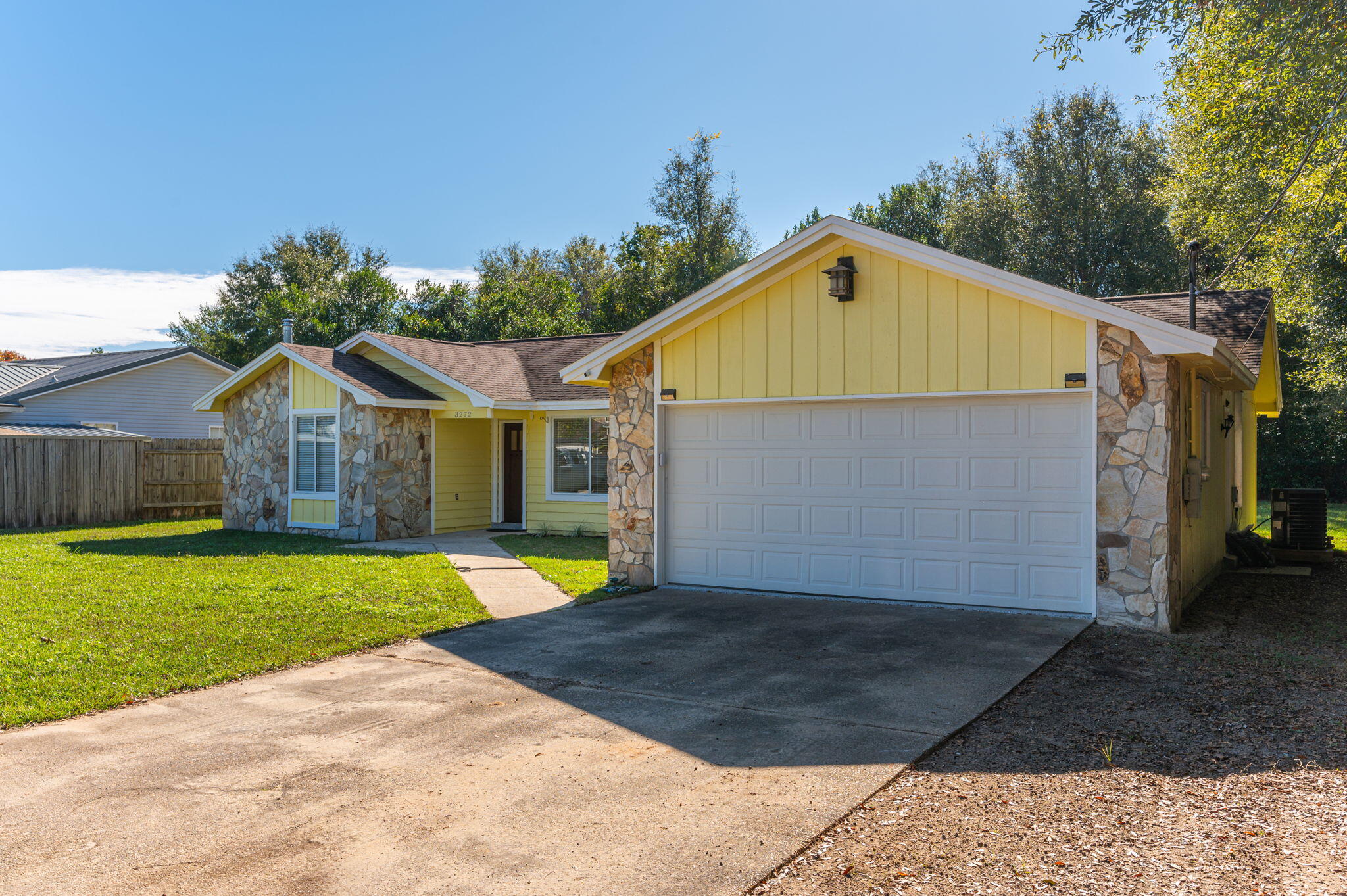 HILLTOP ACRES 1ST ADDN - Residential