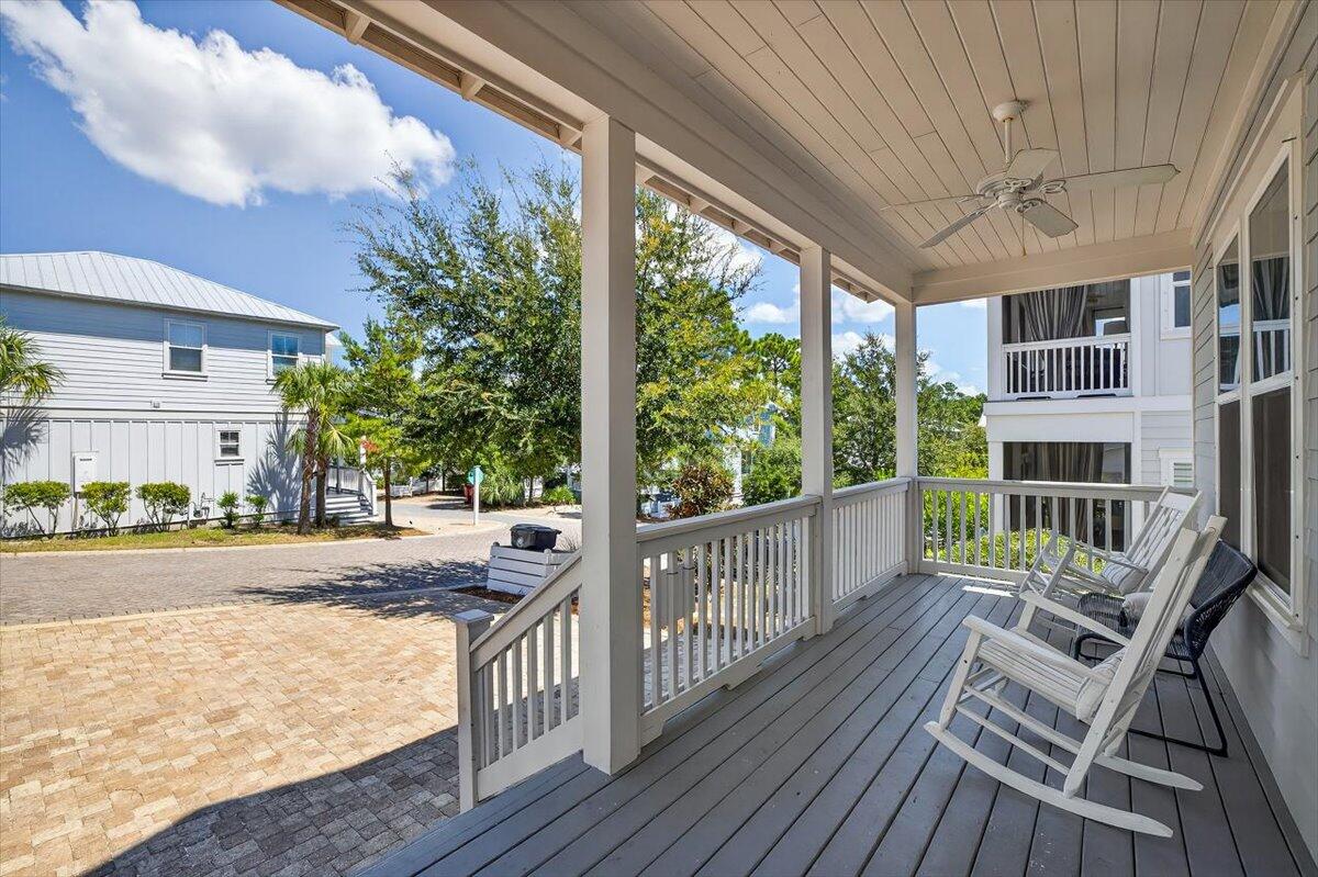 HIGHLAND PARKS - Residential Lease