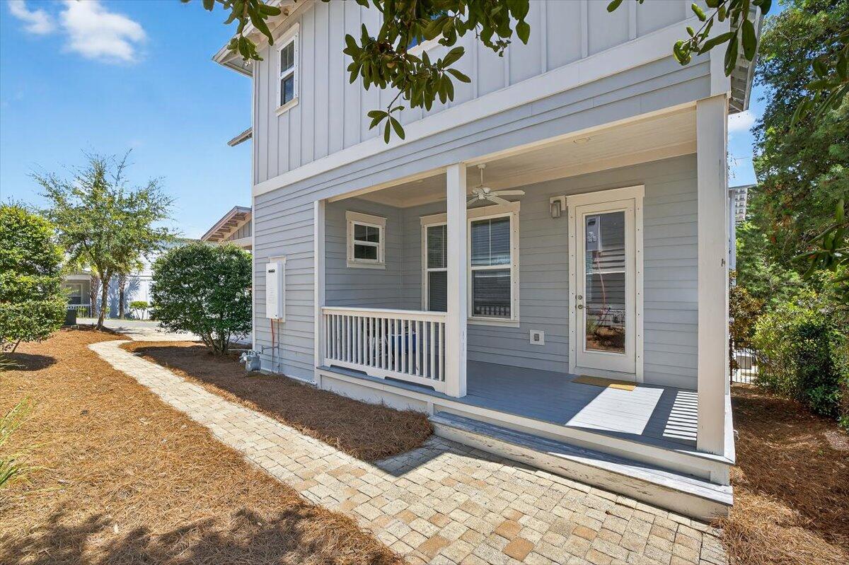 HIGHLAND PARKS - Residential Lease