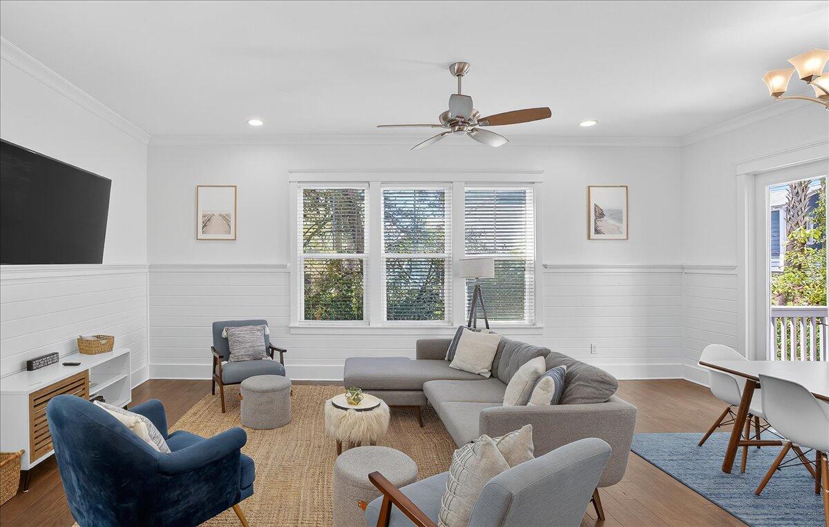 HIGHLAND PARKS - Residential Lease