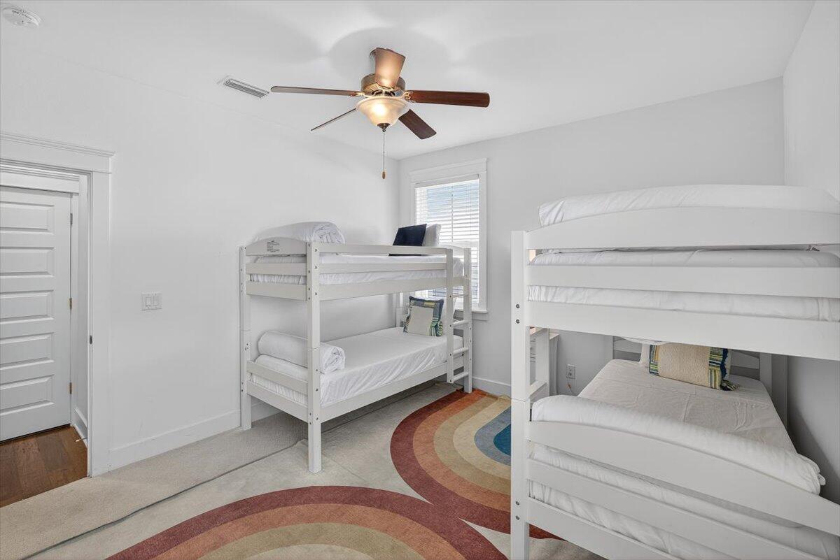 HIGHLAND PARKS - Residential Lease