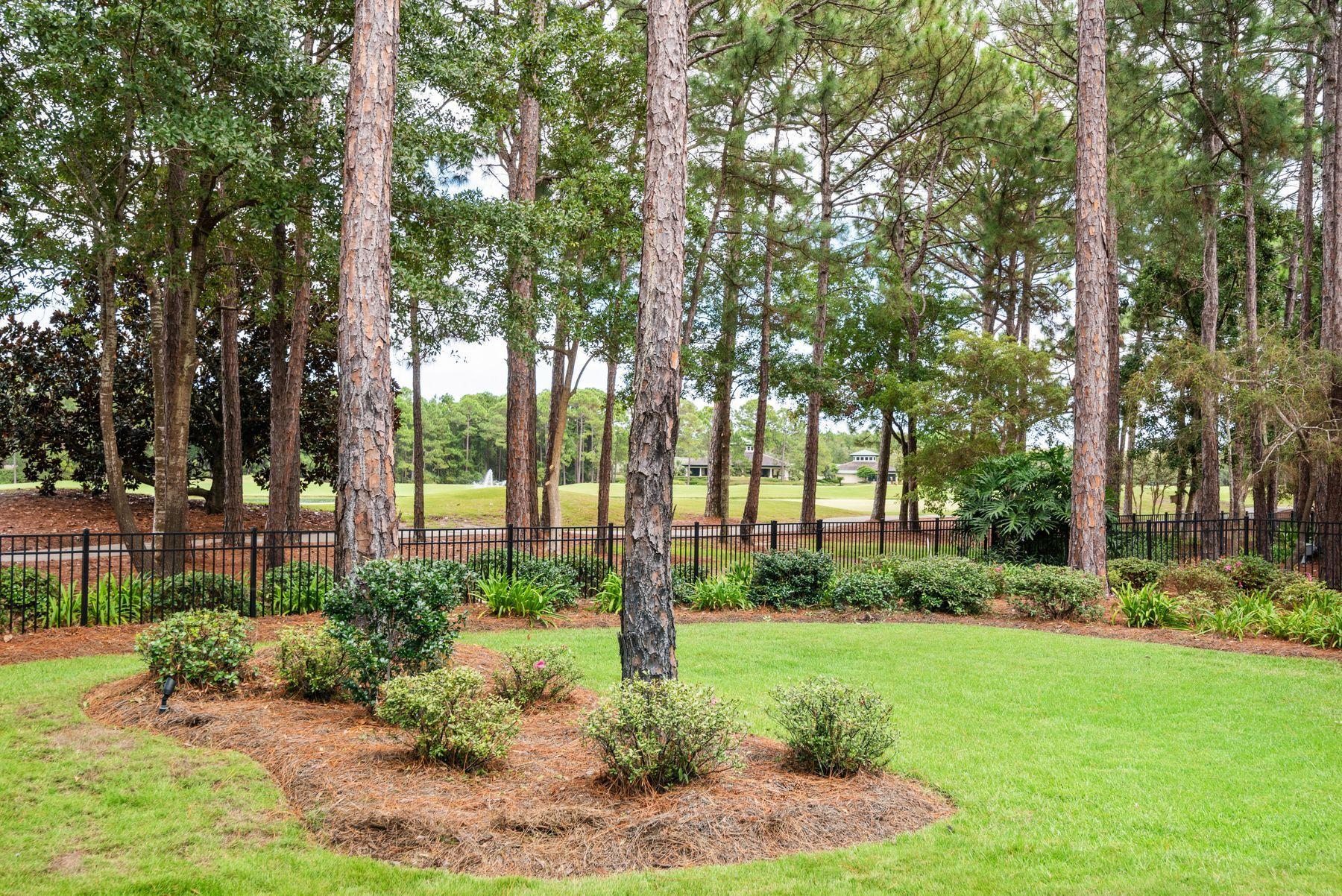 BURNT PINE - Residential