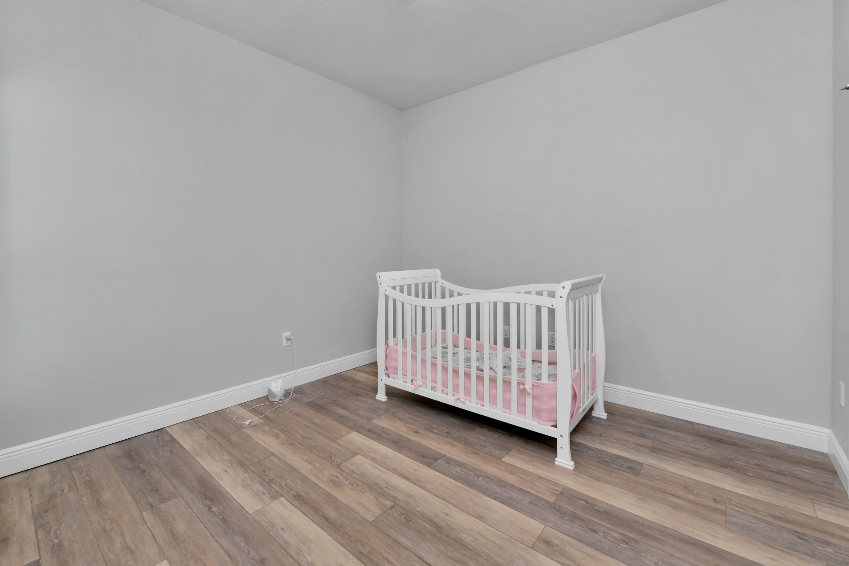 DRIFTWOOD ESTATES - Residential Lease