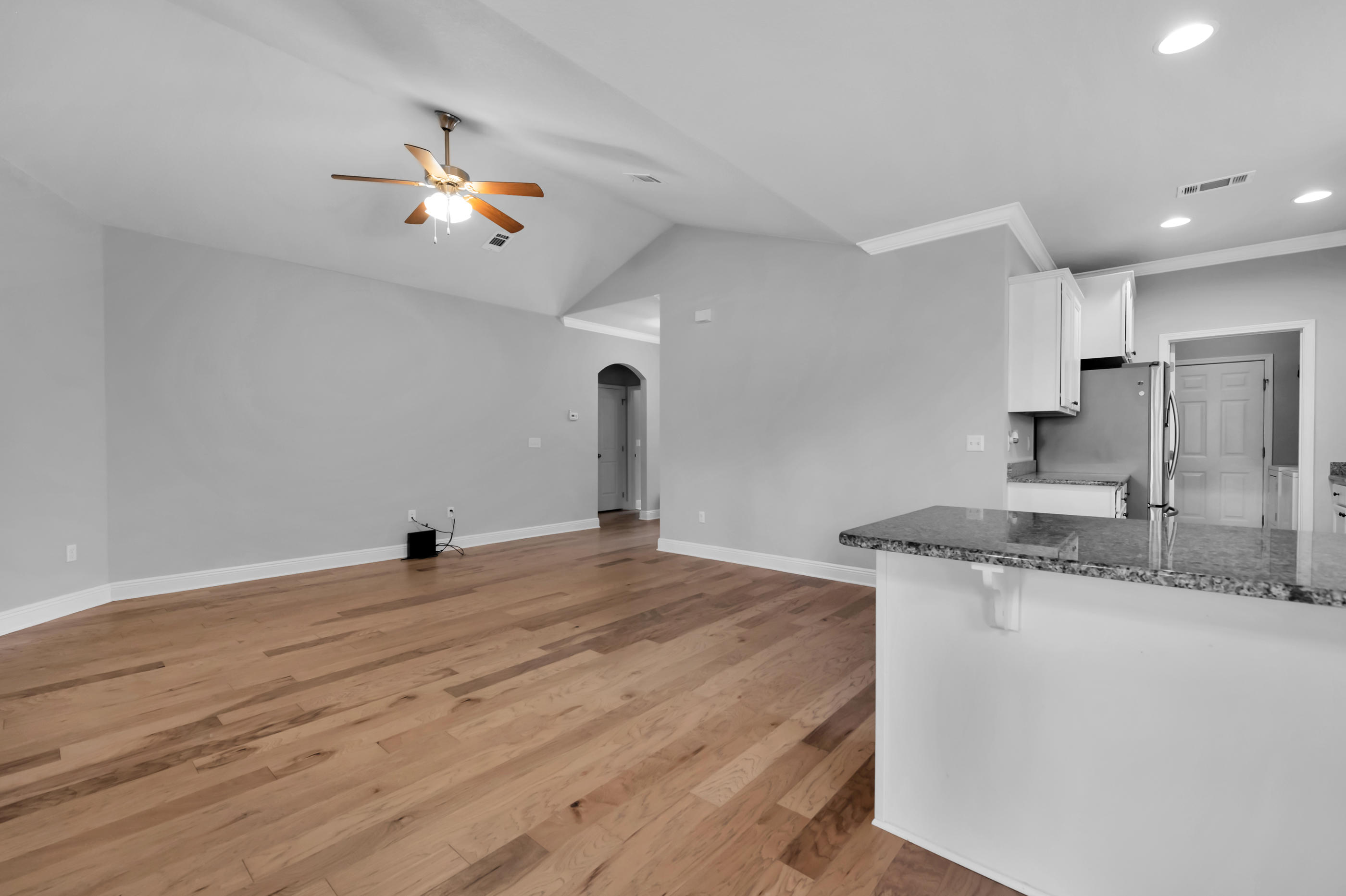 DRIFTWOOD ESTATES - Residential Lease