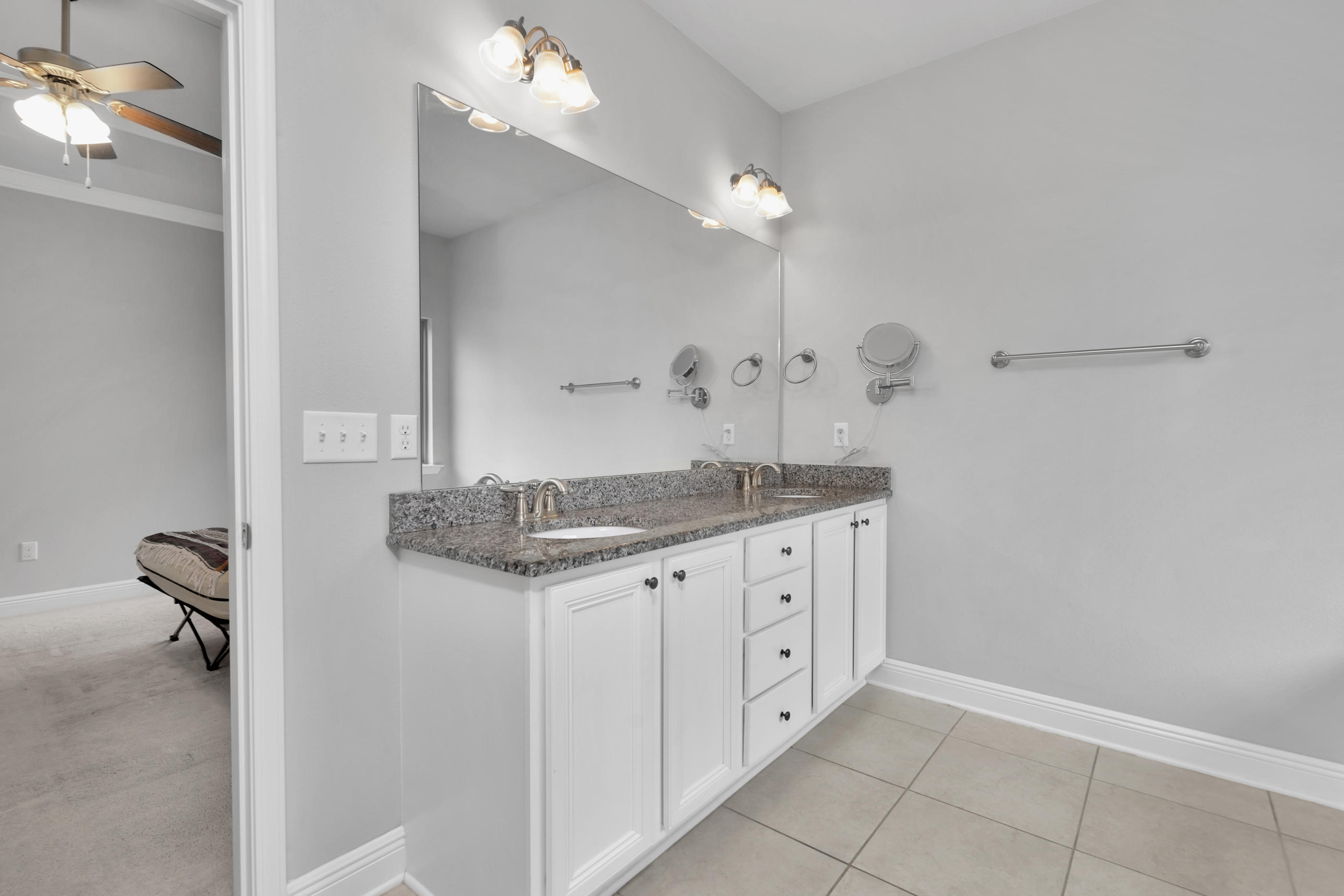 DRIFTWOOD ESTATES - Residential Lease