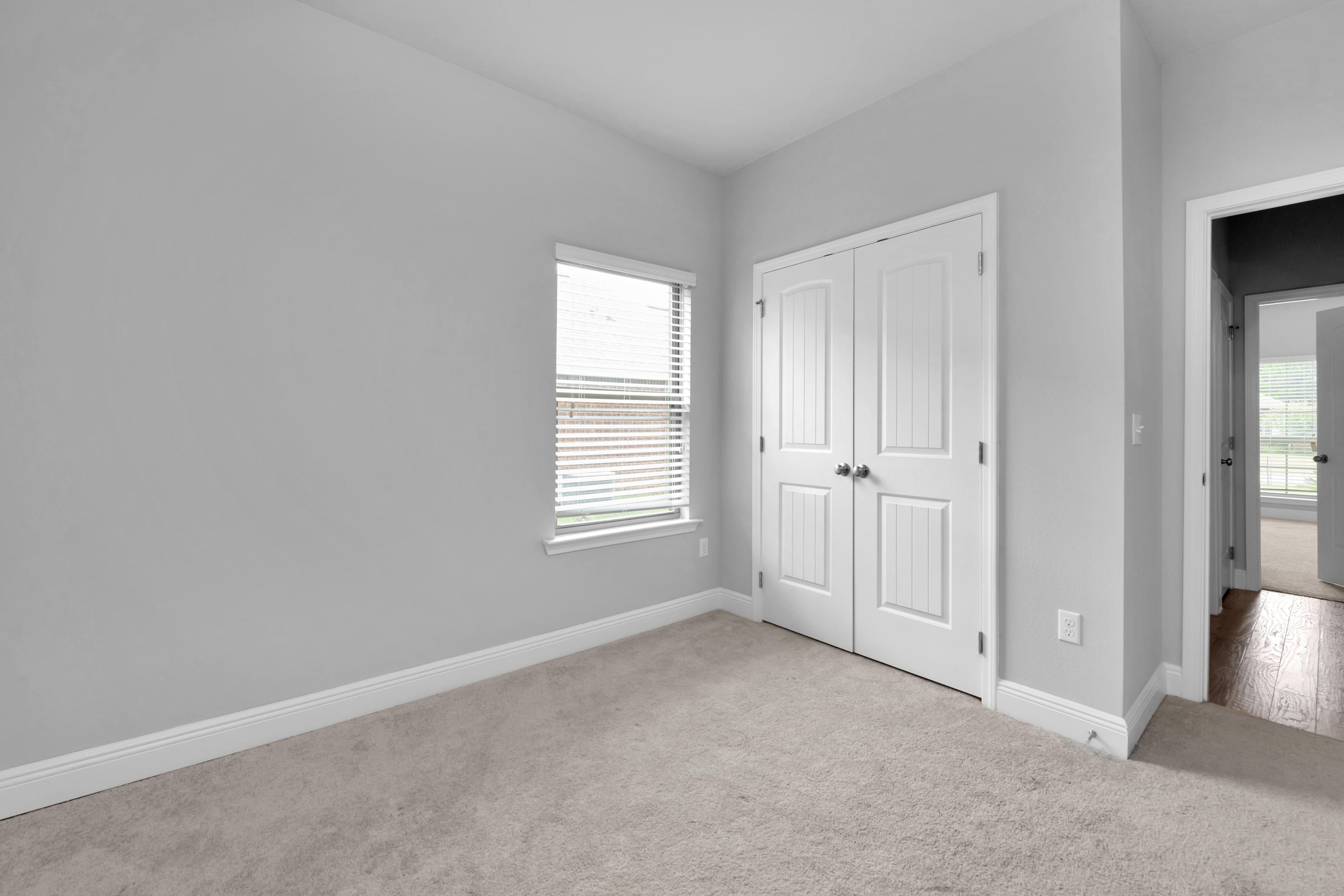 DRIFTWOOD ESTATES - Residential Lease