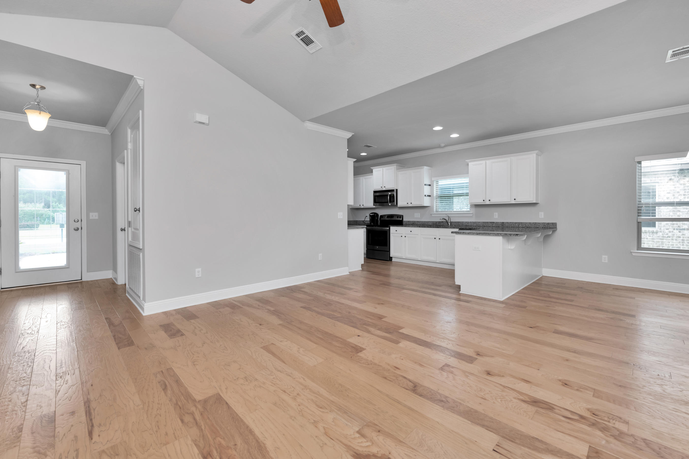 DRIFTWOOD ESTATES - Residential Lease