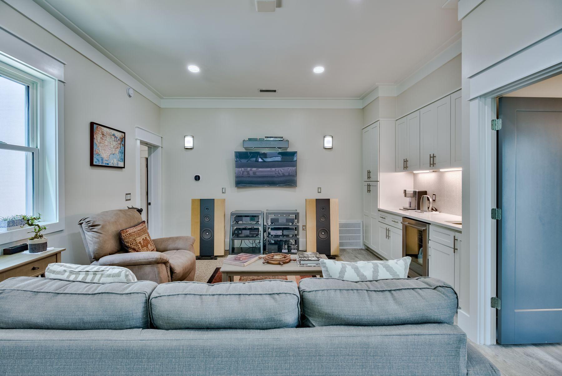 SEAWINDS S/D - Residential