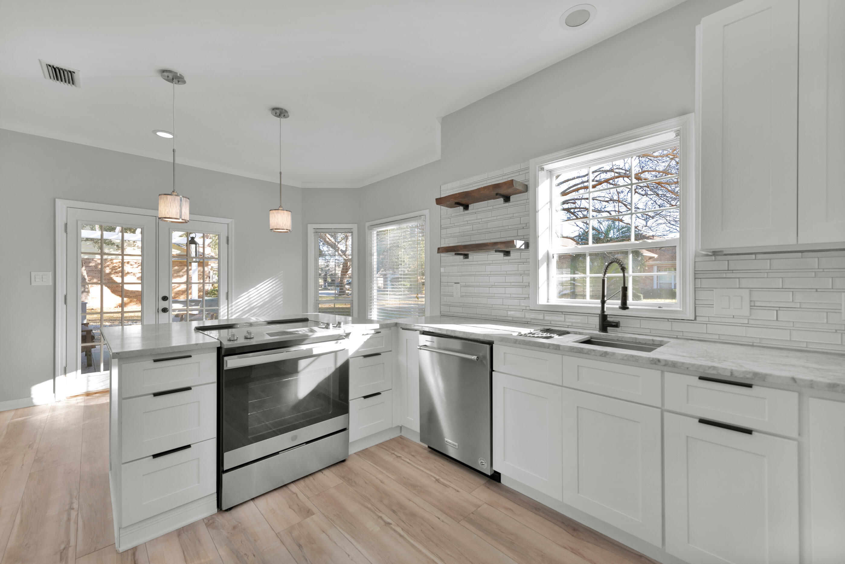 SHALIMAR POINTE PH 1 - Residential