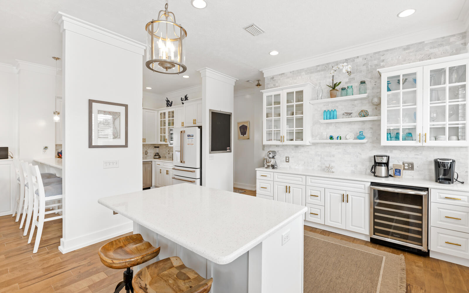 BLUE MOUNTAIN BEACH - Residential