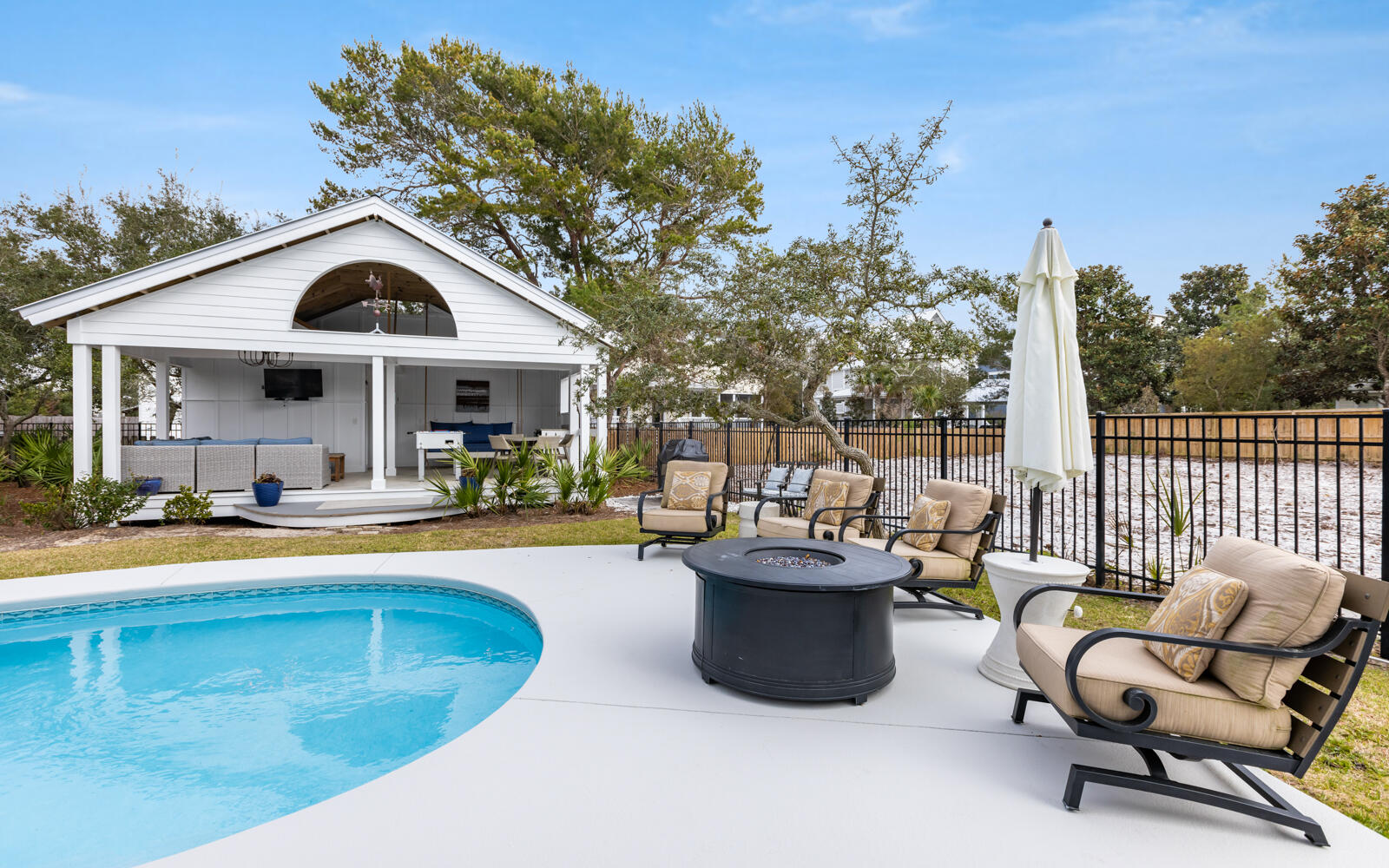 BLUE MOUNTAIN BEACH - Residential