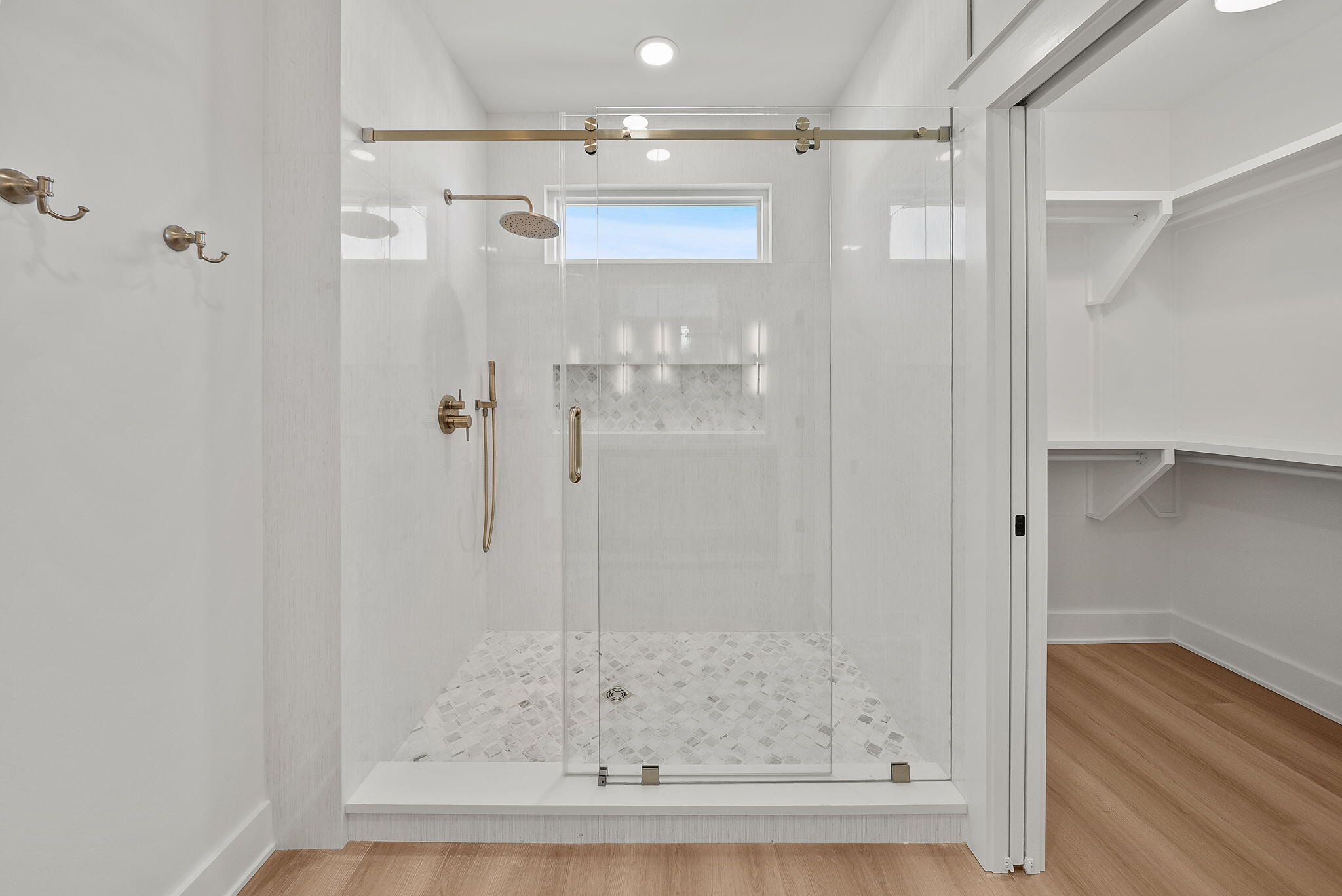 HOLIDAY BEACH UNIT 04 - Residential