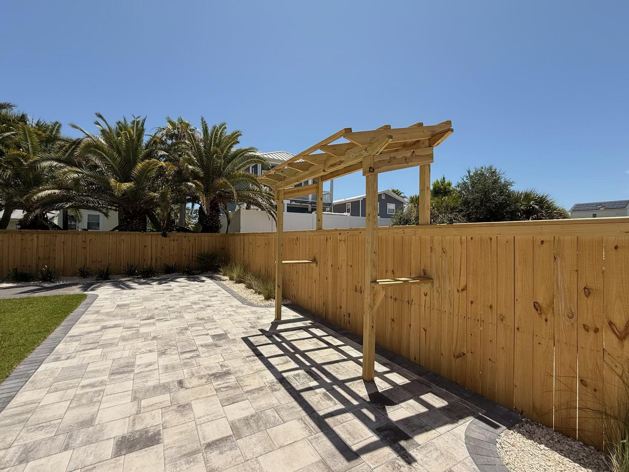 HOLIDAY BEACH UNIT 04 - Residential