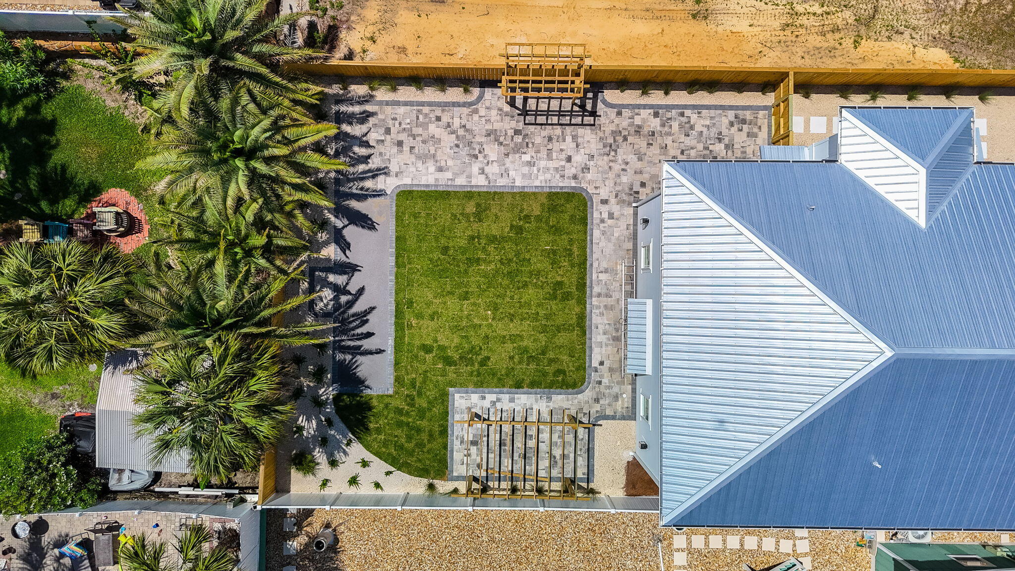 HOLIDAY BEACH UNIT 04 - Residential