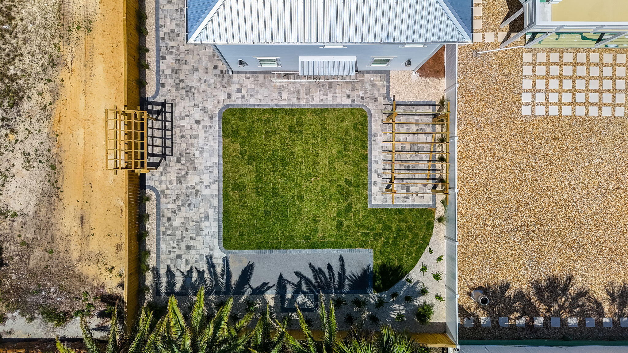 HOLIDAY BEACH UNIT 04 - Residential