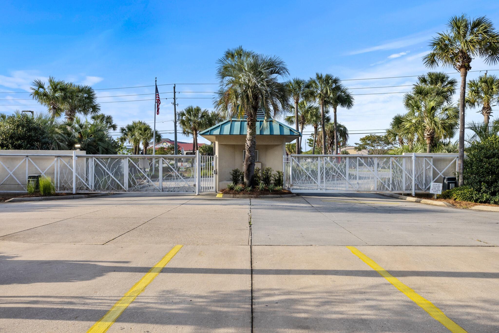 SILVER DUNES CONDO - Residential