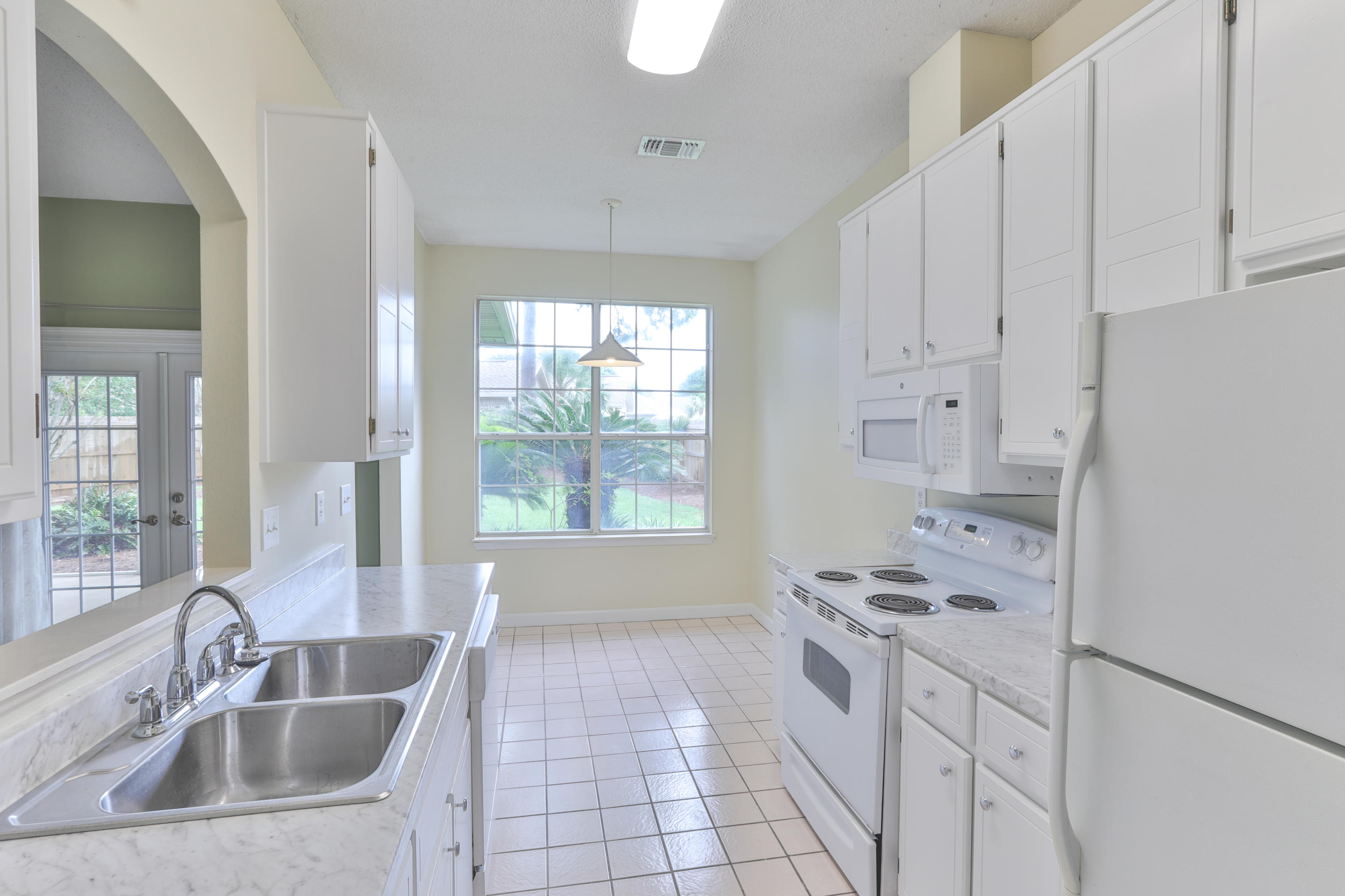 RIDGE WOOD MANOR - Residential