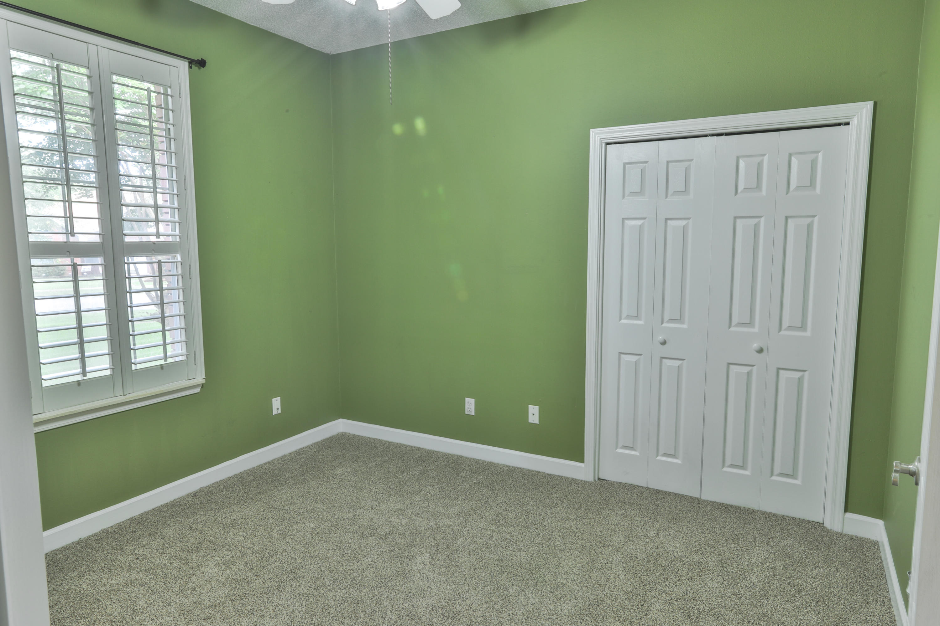 RIDGE WOOD MANOR - Residential