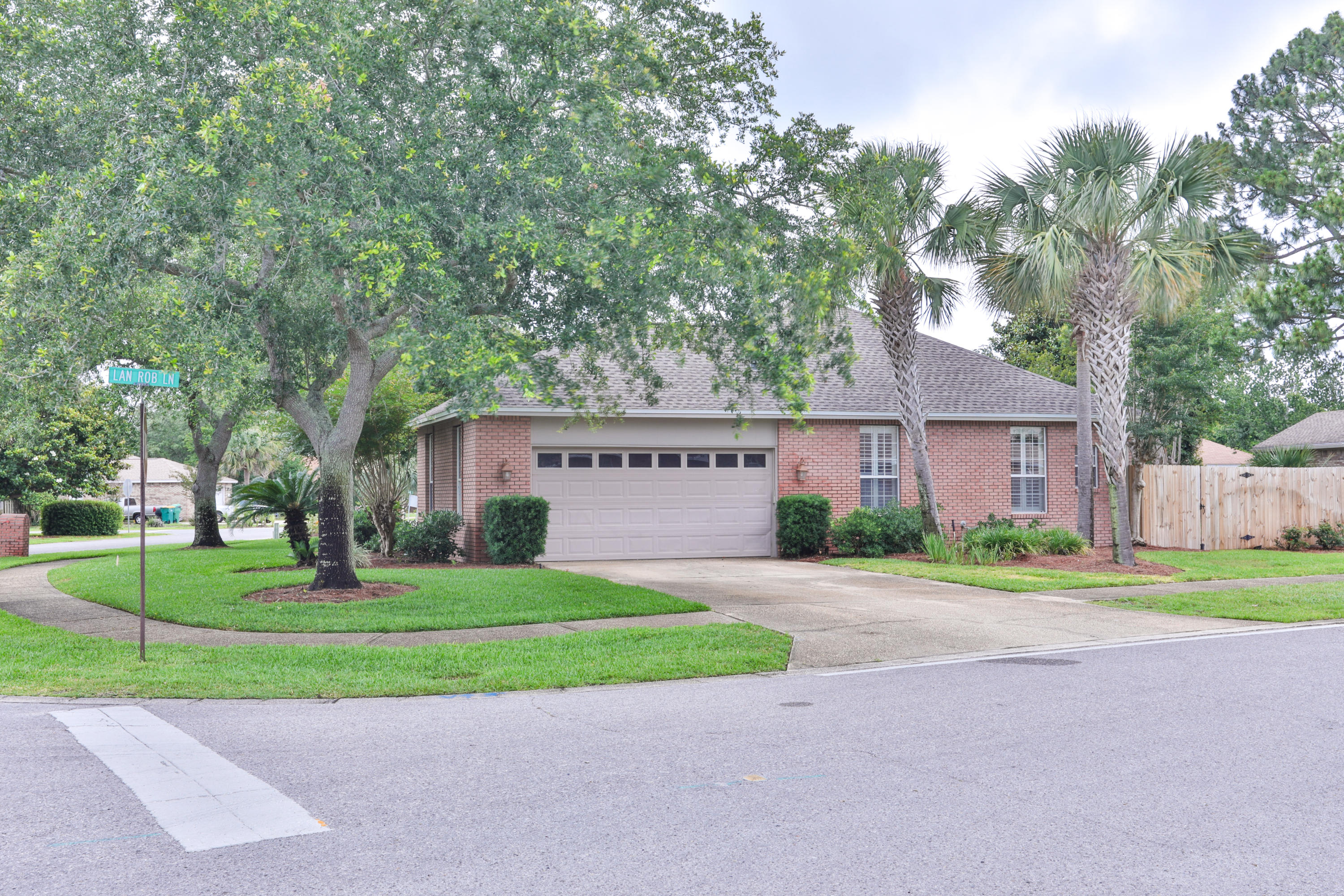 RIDGE WOOD MANOR - Residential