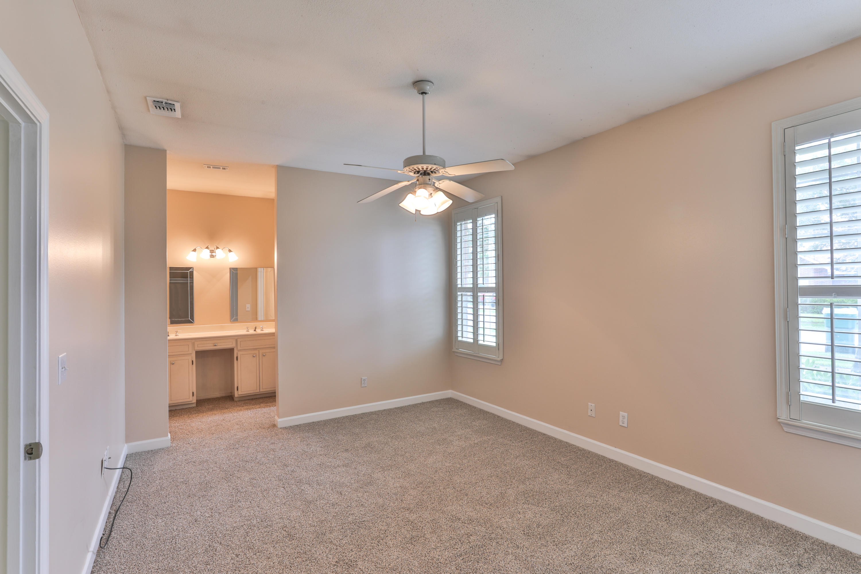 RIDGE WOOD MANOR - Residential