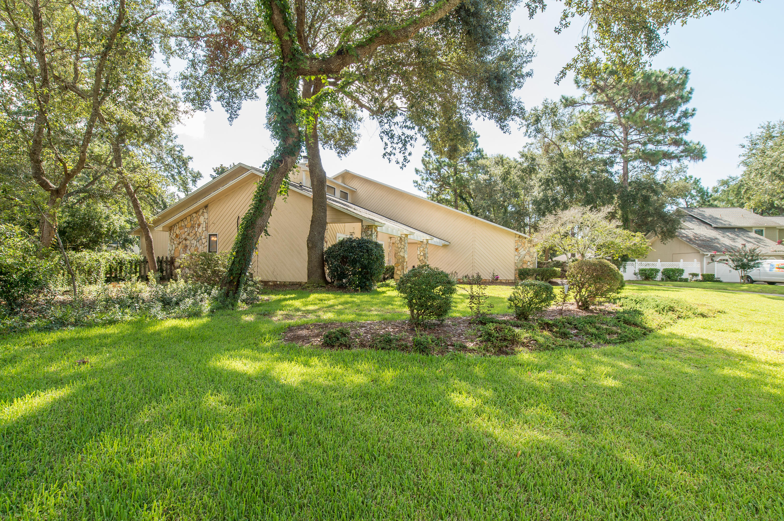 WINDWARD PH II - Residential